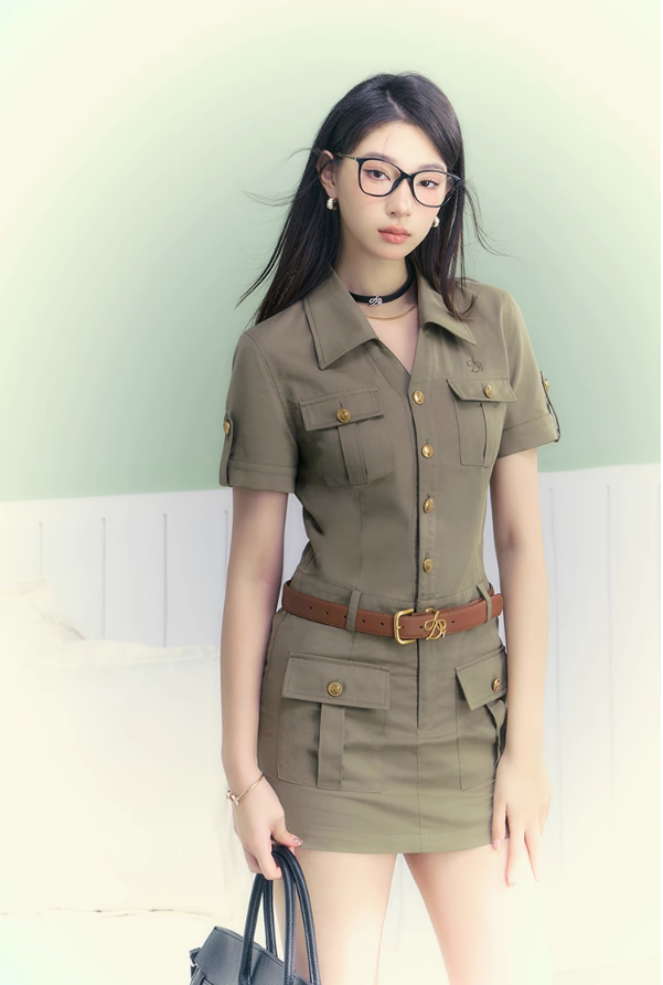 Safari-Style Utility Mini Dress: Olive Green Button-Down with Multi-Pocket Design and Logo Detail sneakershuborg