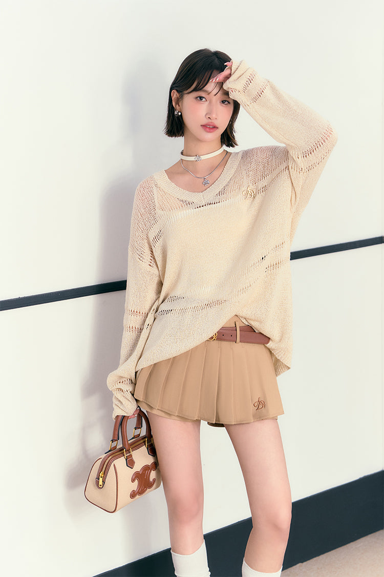 Airy Breeze V-Neck Sweater sneakershuborg