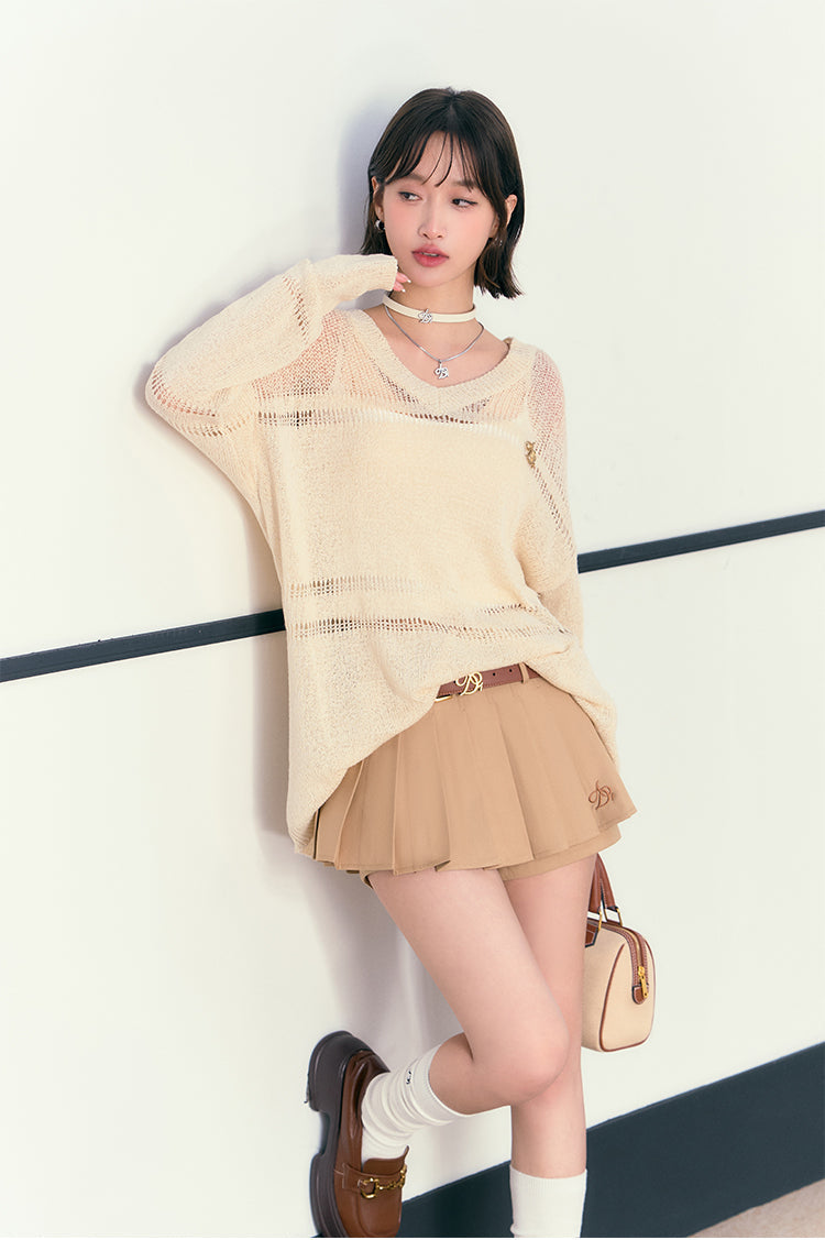 Airy Breeze V-Neck Sweater sneakershuborg