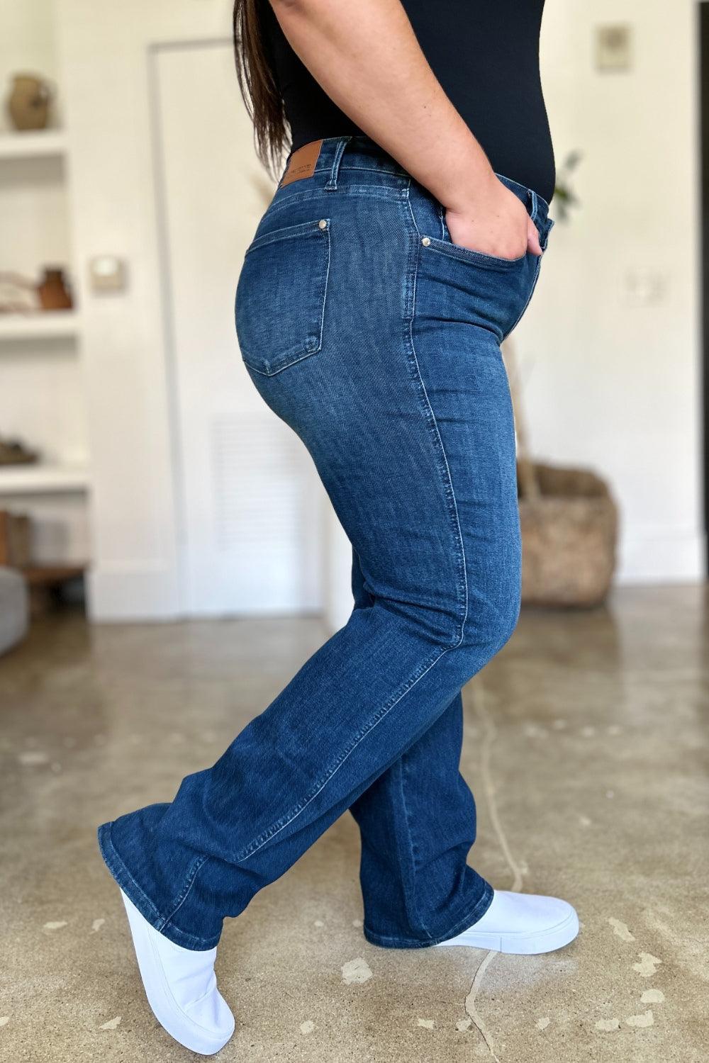 Judy Blue Full Size Tummy Control Straight Jeans - sneakershuborg