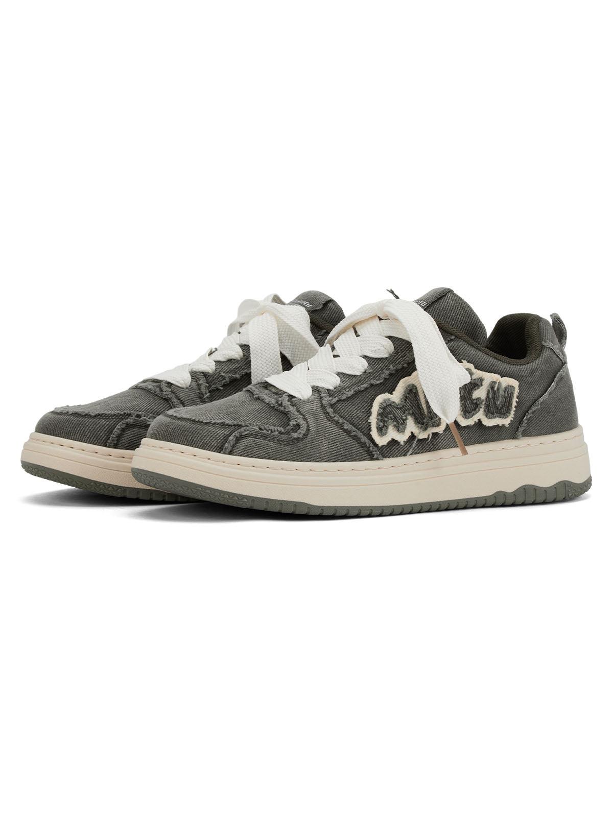 Sneakerhub Retro Patch Design Casual Sneakers - 2101 - sneakershuborg