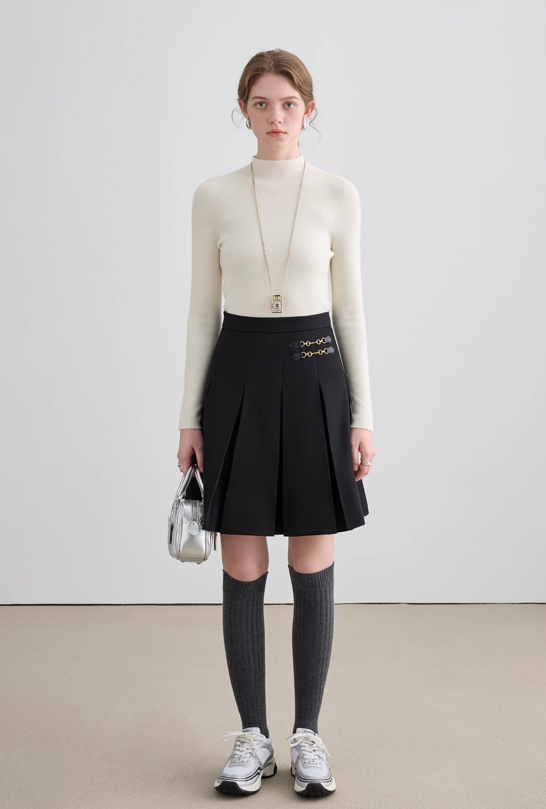 Wool Mock Neck Knit Top - sneakershuborg