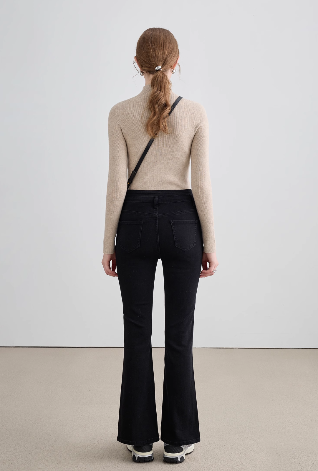 Wool Mock Neck Knit Top - sneakershuborg