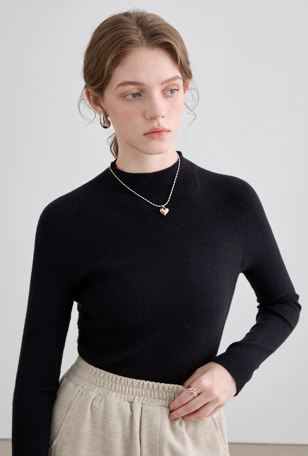 Wool Mock Neck Knit Top - sneakershuborg