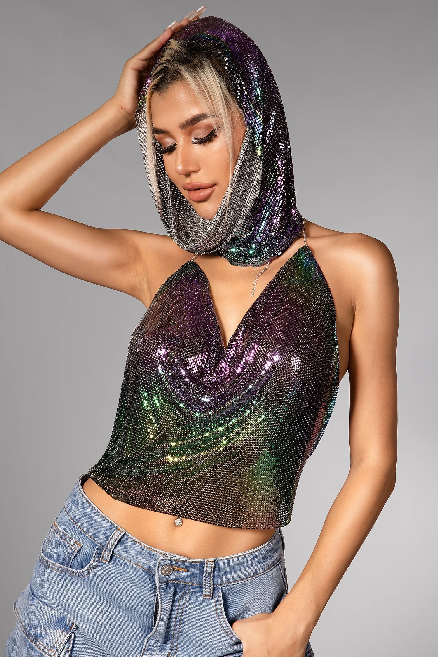 Adriane Sequin Top with Headscarf sneakershuborg