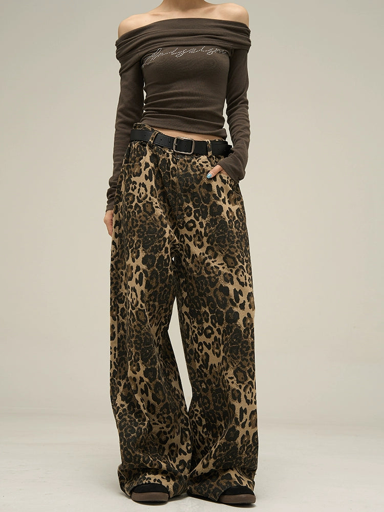 Wild Leopard Print Jeans - sneakershuborg