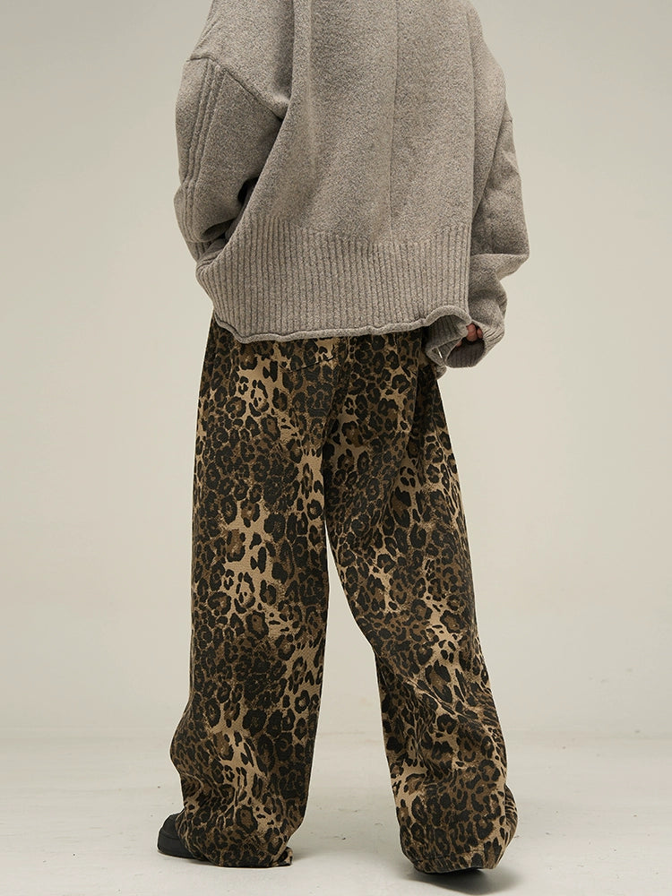 Wild Leopard Print Jeans - sneakershuborg