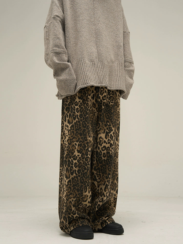 Wild Leopard Print Jeans - sneakershuborg