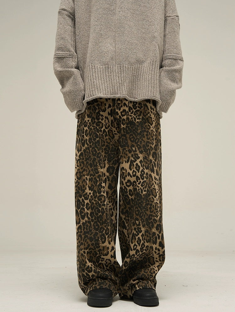 Wild Leopard Print Jeans - sneakershuborg