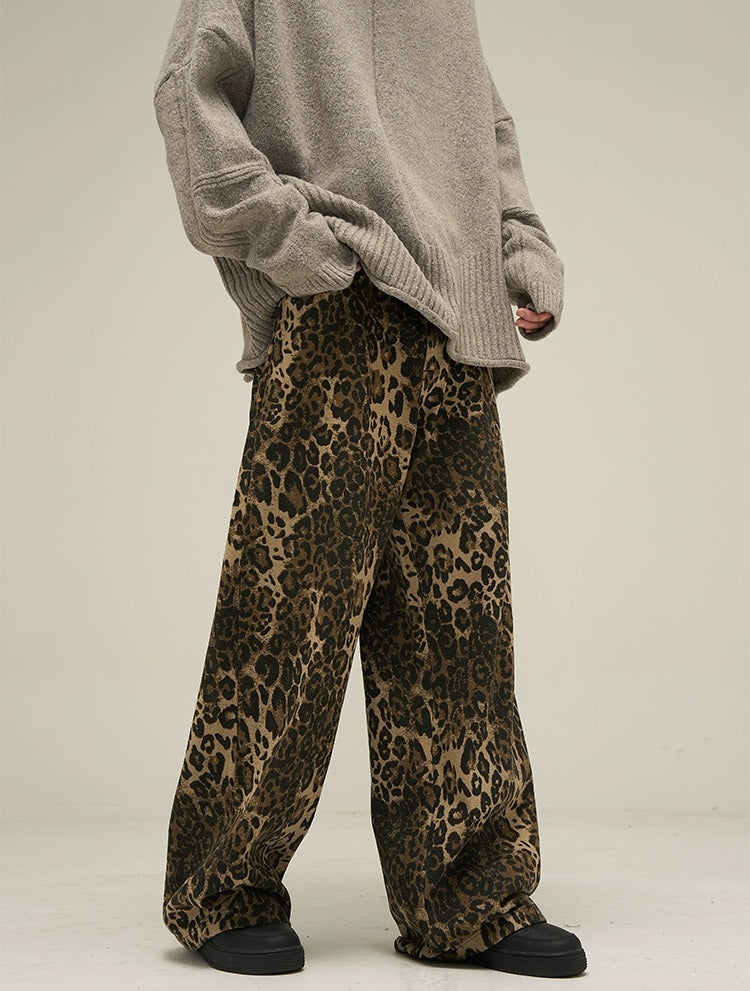 Wild Leopard Print Jeans - sneakershuborg