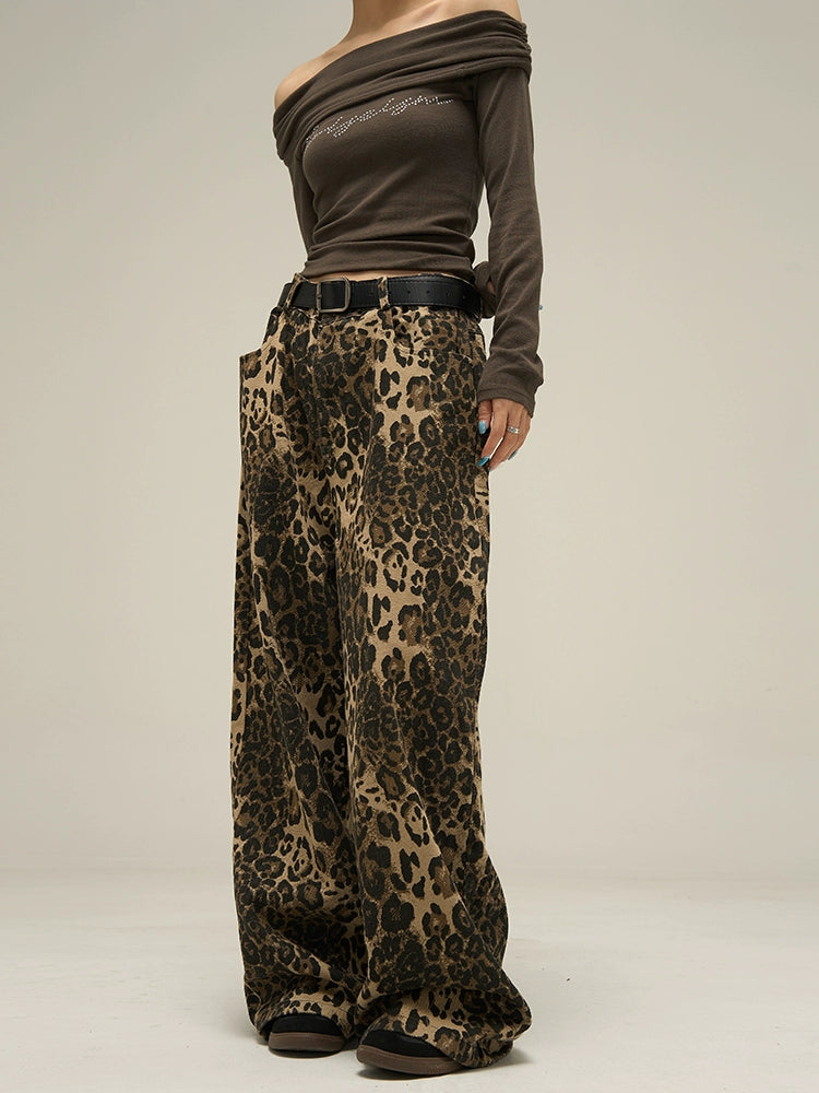 Wild Leopard Print Jeans - sneakershuborg