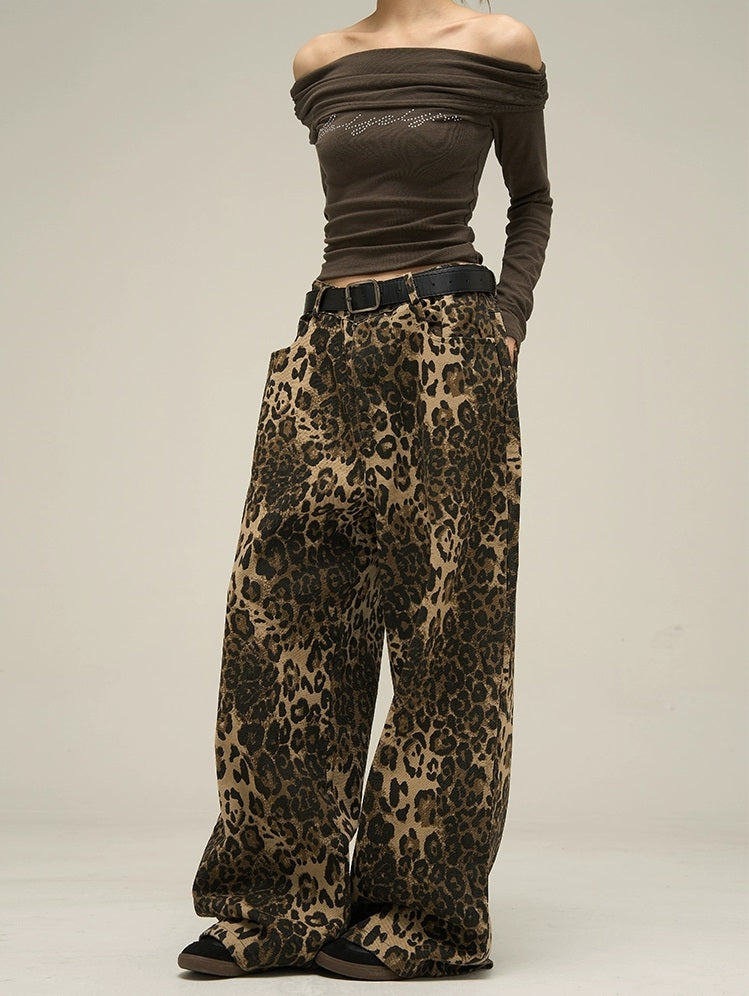 Wild Leopard Print Jeans - sneakershuborg