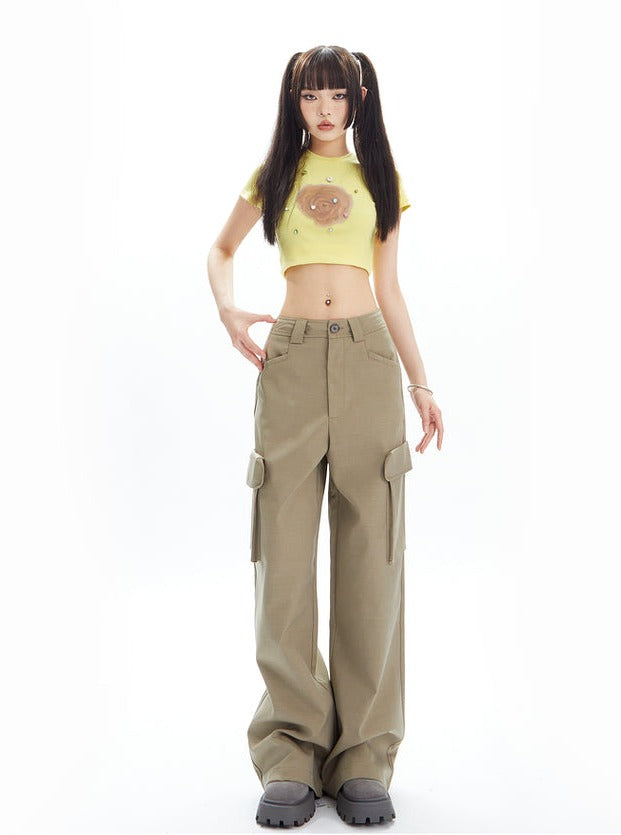 Wide-Leg Cargo Pants in Khaki sneakershuborg