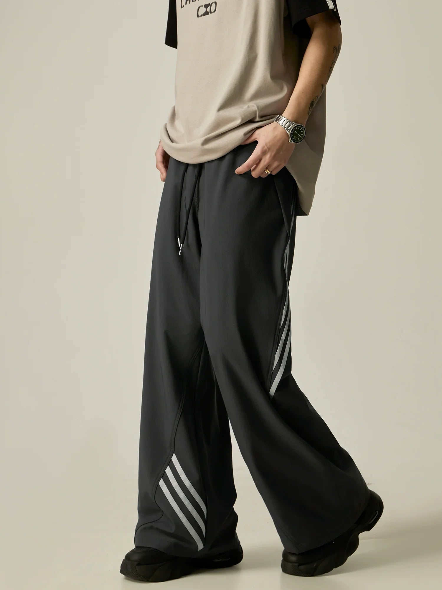 Wide-Leg Drawstring Track Pants with Contrast Stripes sneakershuborg