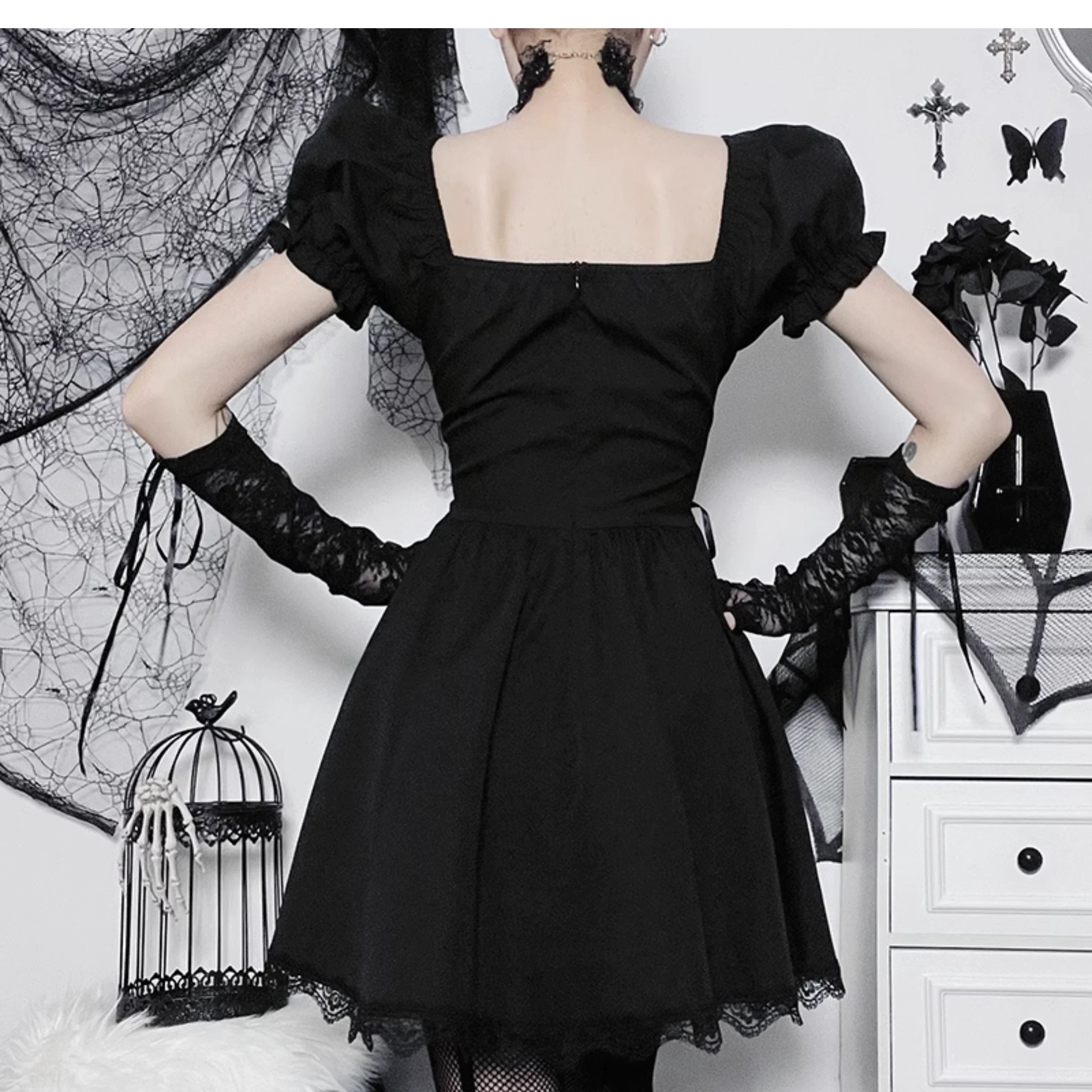 Wannathis Gothic Lolita Dress Set - Black Corset Mini Dress With Lace Bolero And Gloves - sneakershuborg