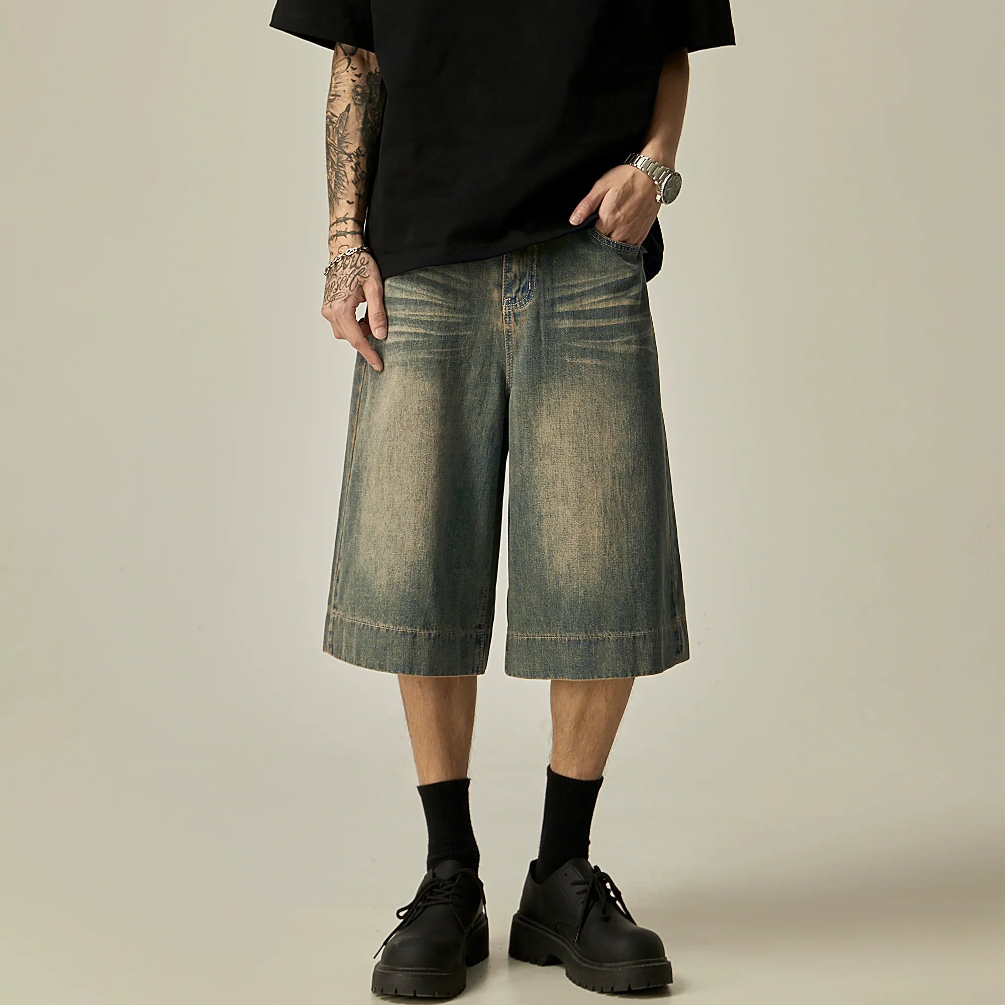 Distressed Wide-Leg Denim Culottes sneakershuborg