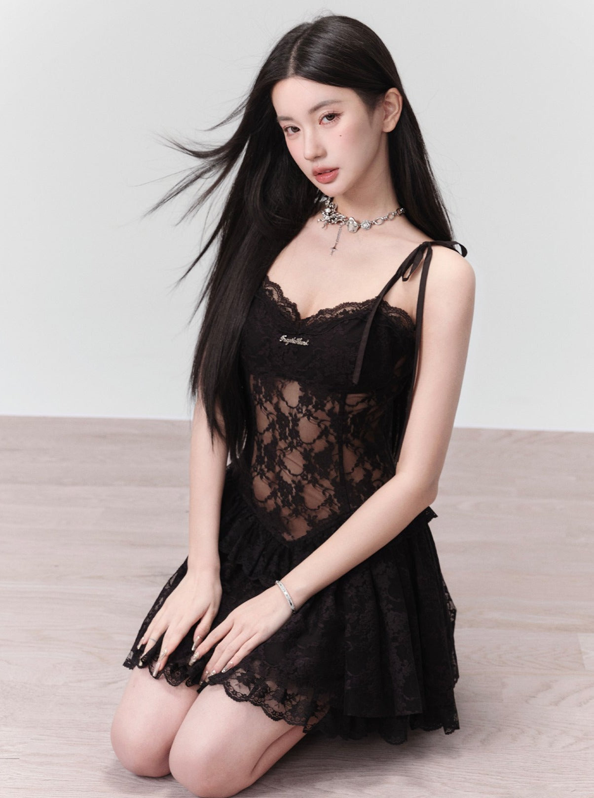 Seductive Black Lace Corset Mini Dress with Tie Straps - sneakershuborg