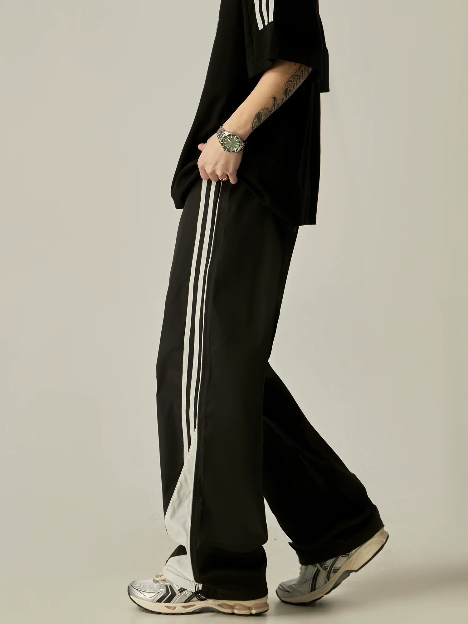 Wide-Leg Triple Stripe Track Pants sneakershuborg