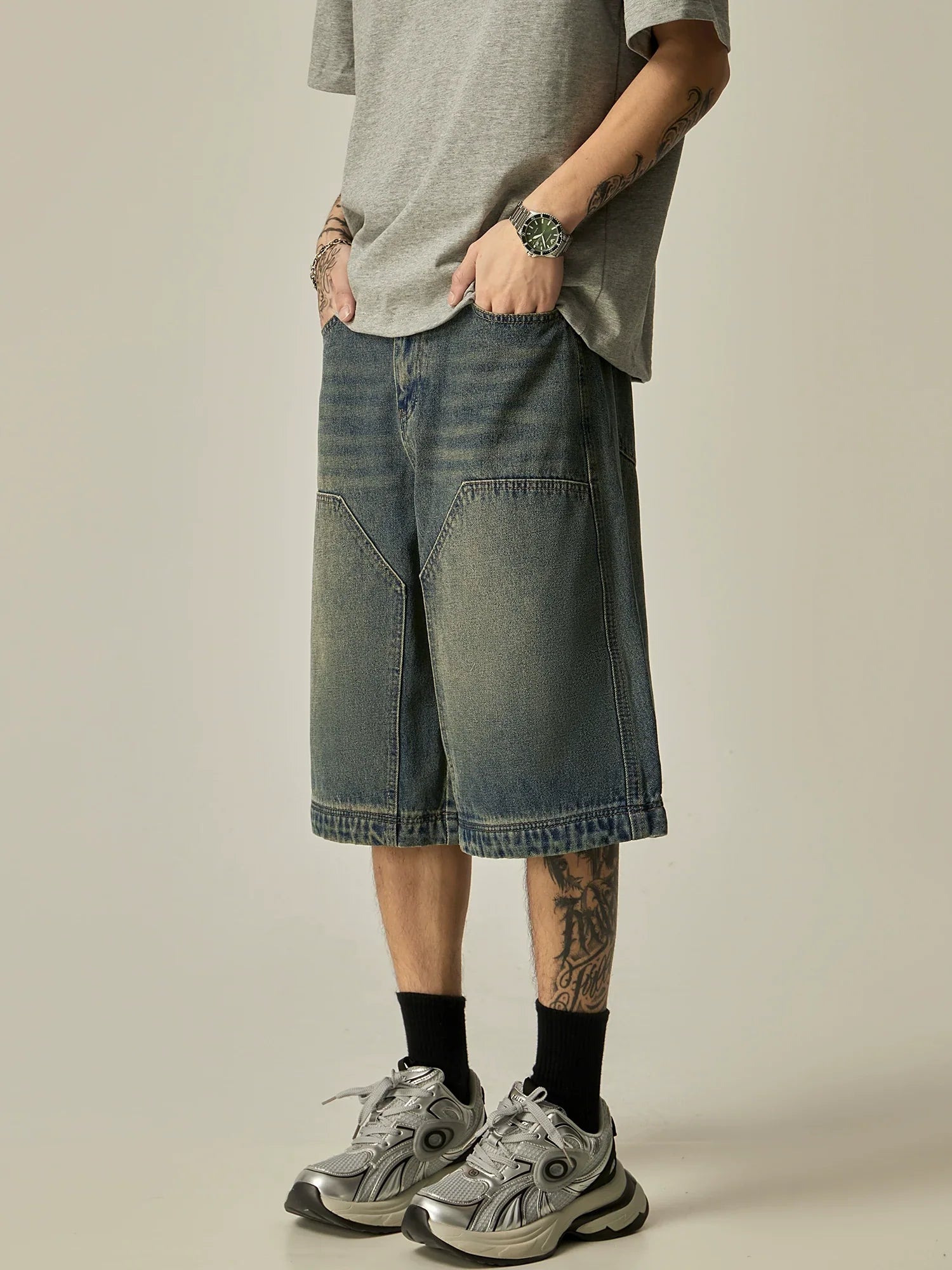 Vintage Wash Wide-Leg Denim Culottes with Panel Detail sneakershuborg