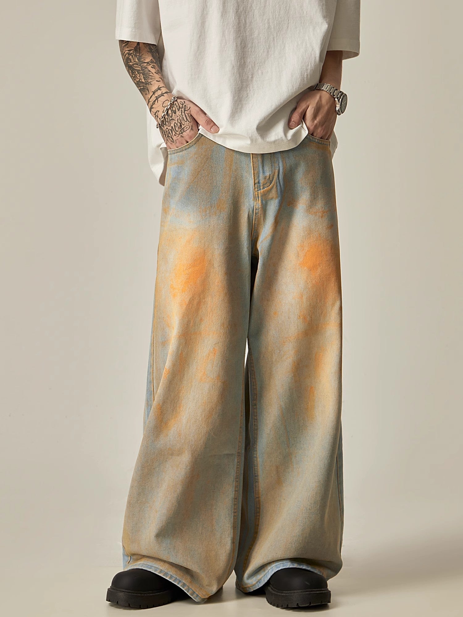 Wide-Leg Tie-Dye Ombre Jeans sneakershuborg