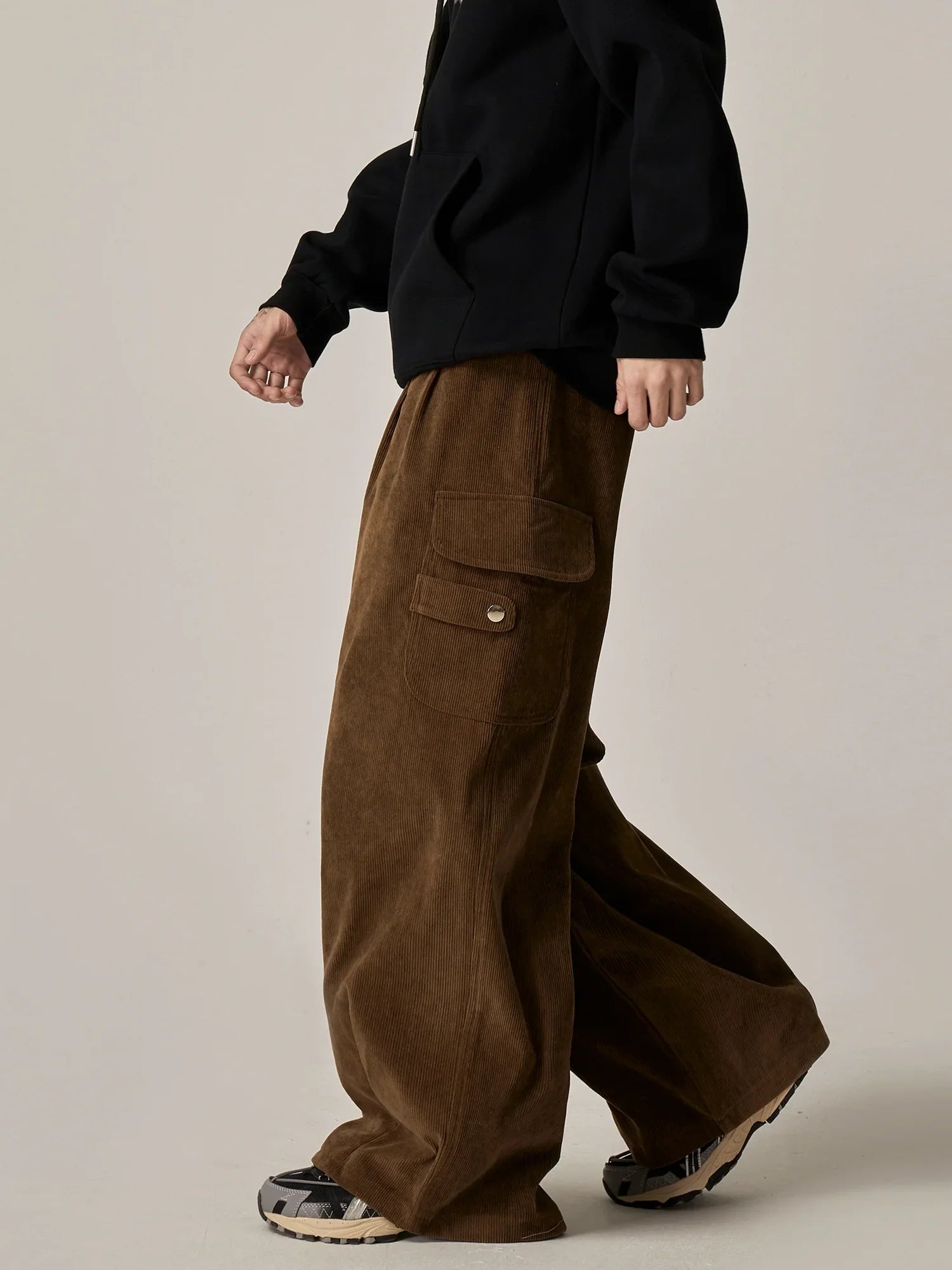 Onyx Flow Wide-Leg Cargo Lounge Pants sneakershuborg