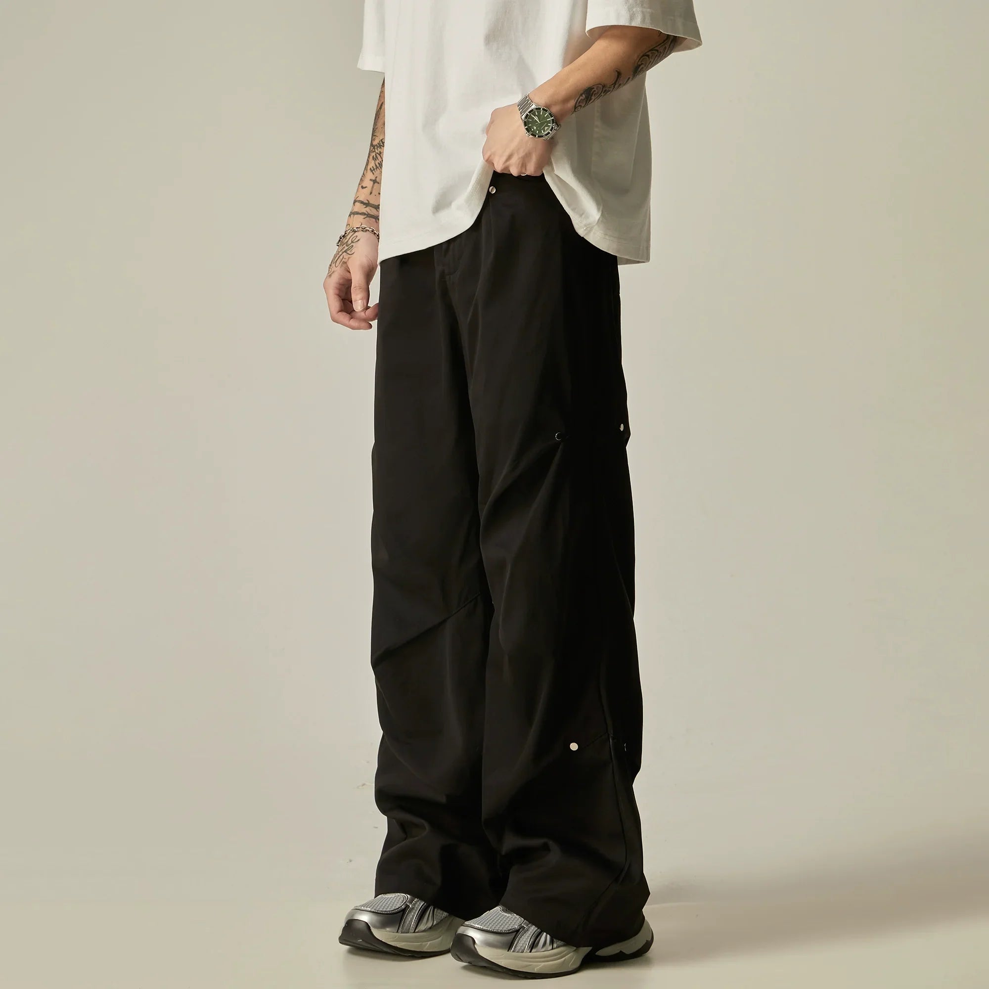 Wide-Leg Utility Cargo Pants sneakershuborg