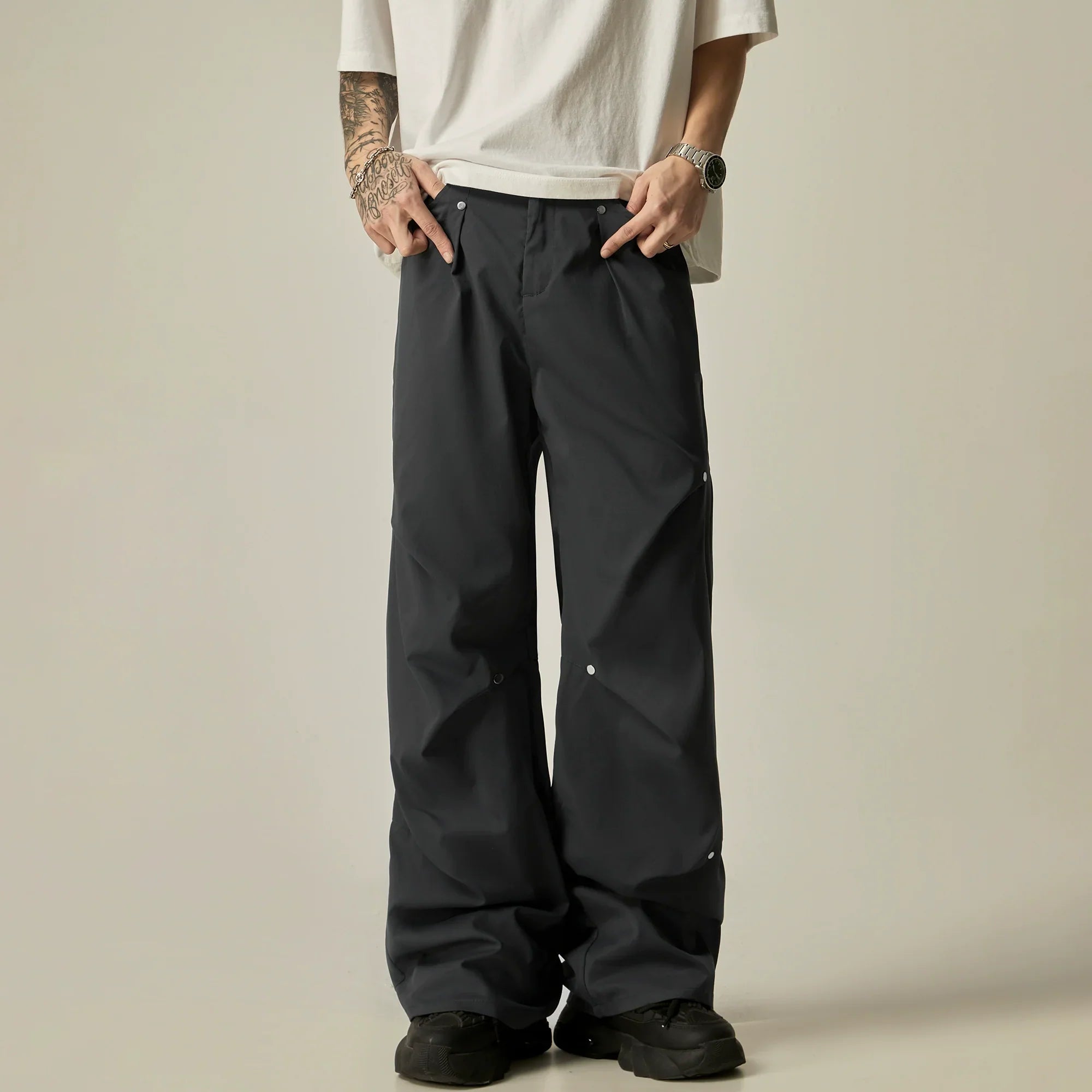 Wide-Leg Utility Cargo Pants sneakershuborg