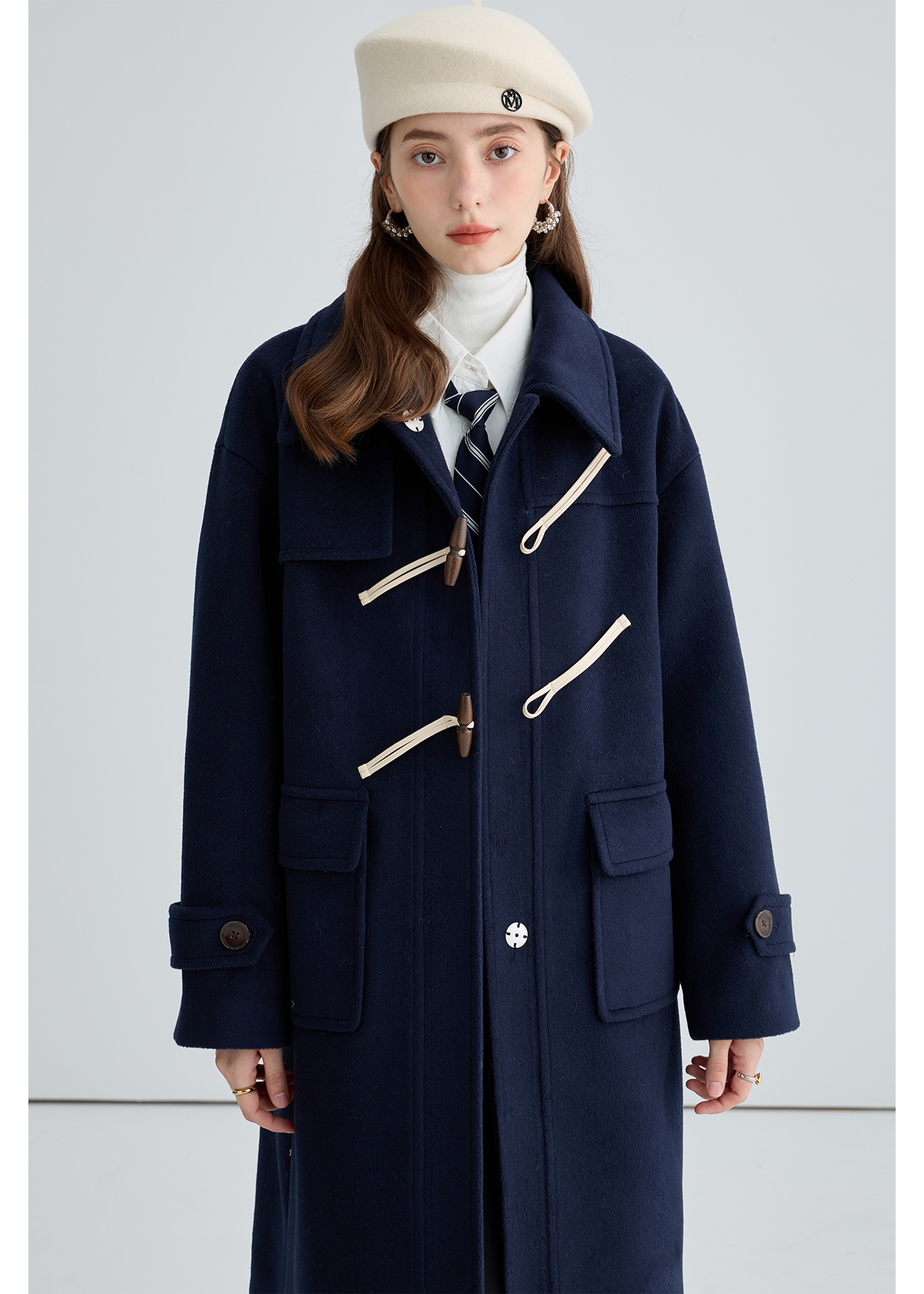 Winter Thick Woolen Coat With Horn Buttons - sneakershuborg