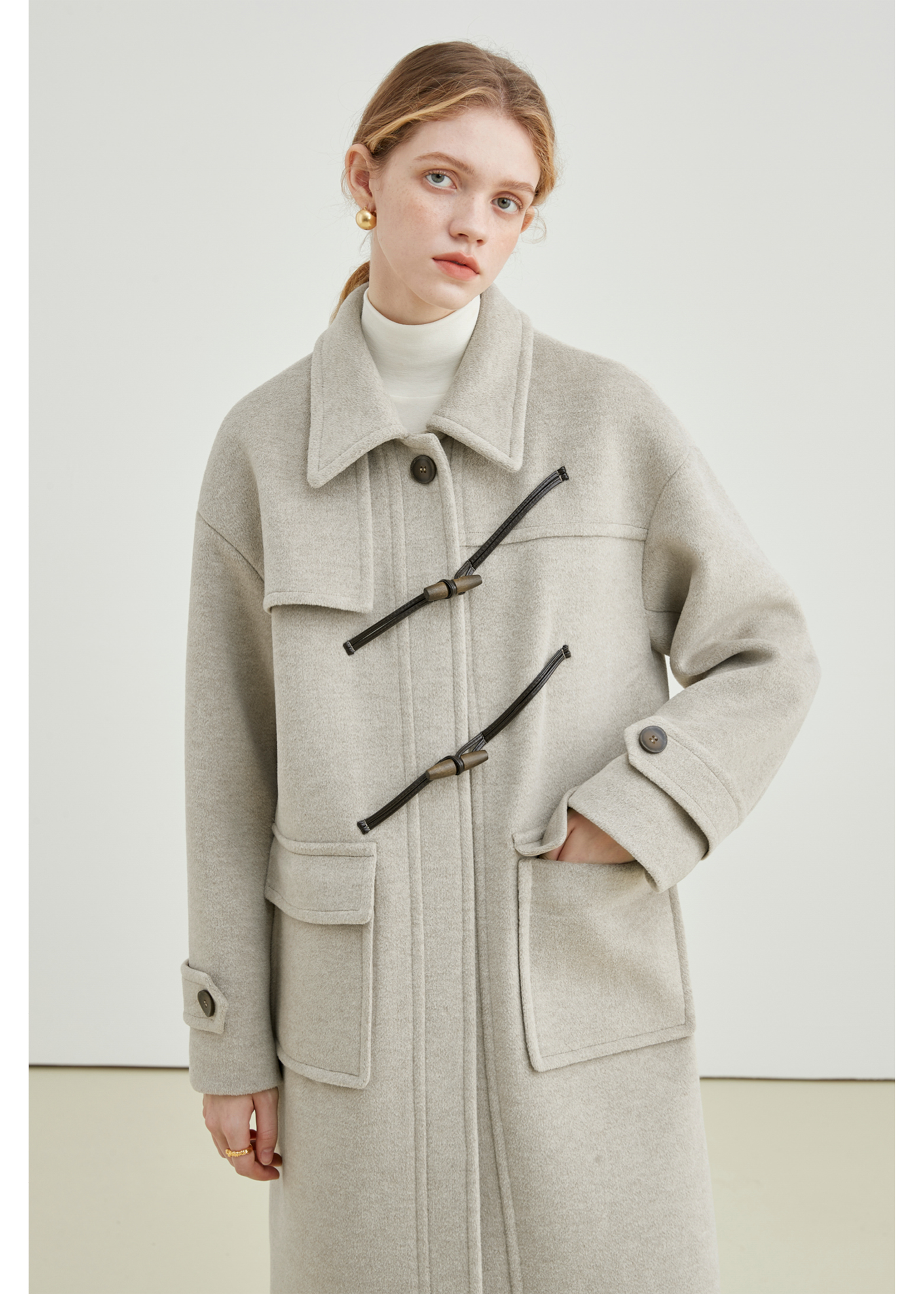 Winter Thick Woolen Coat With Horn Buttons - sneakershuborg