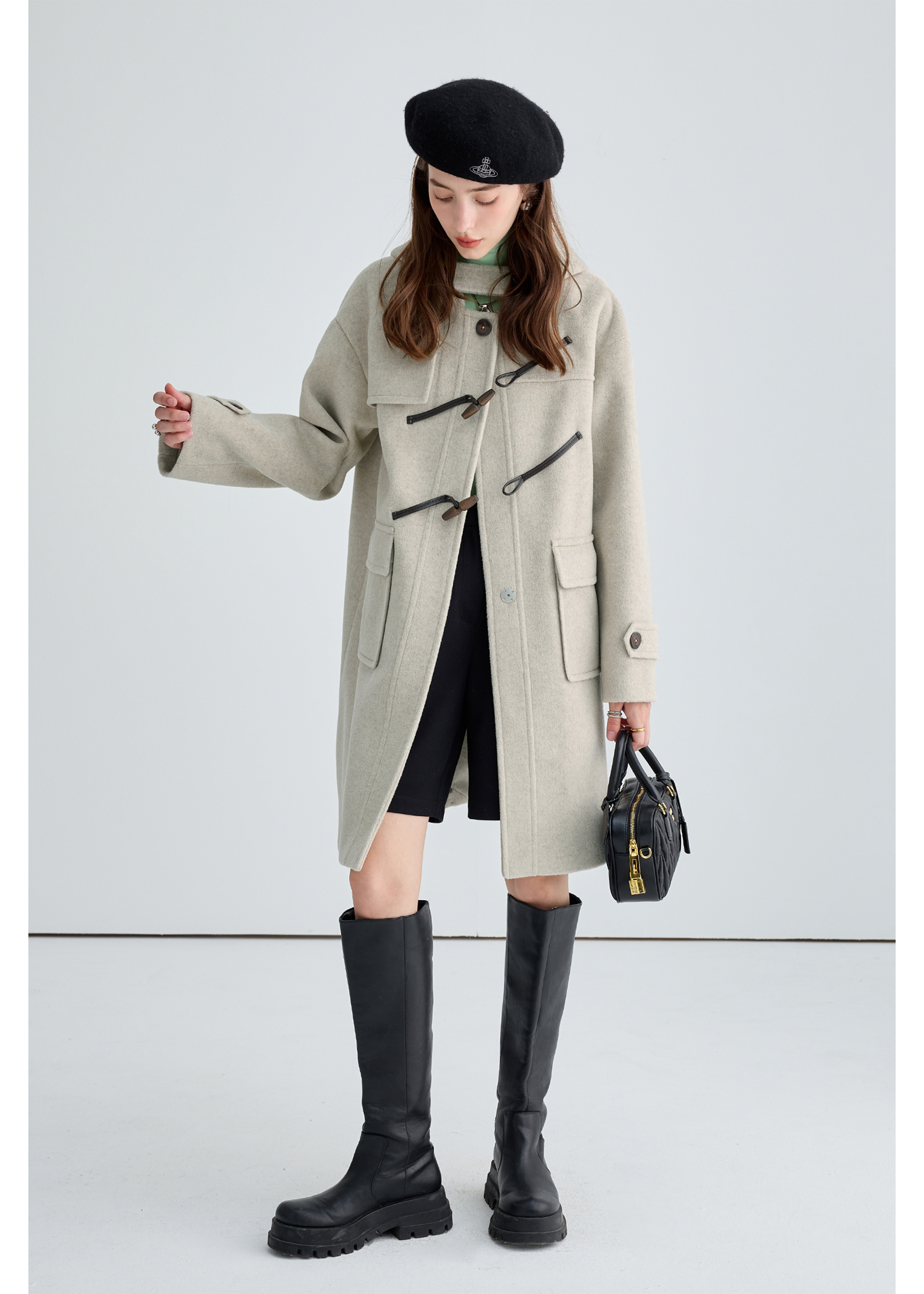 Winter Thick Woolen Coat With Horn Buttons - sneakershuborg