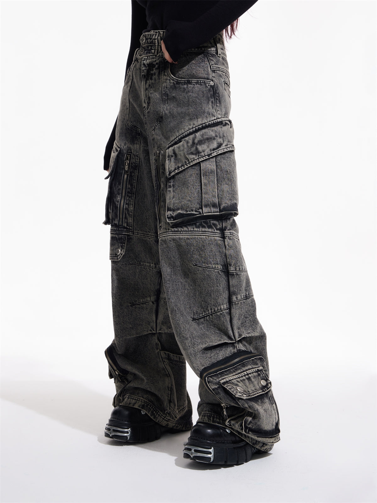 Work Style Multi-Pocket Jeans - sneakershuborg