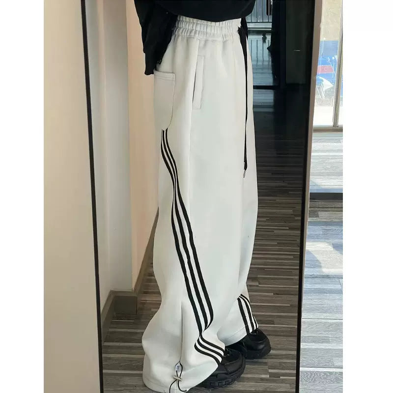 3 Stripes Design Sports Wide Pants - sneakershuborg