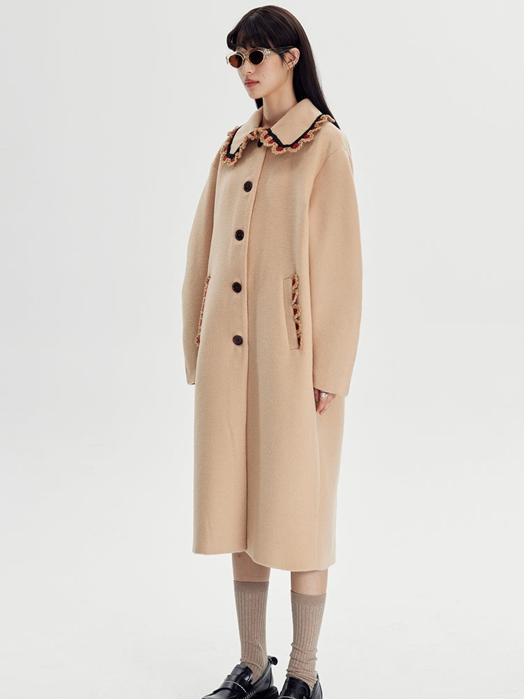 Wool Coat With Lace Lapel - sneakershuborg