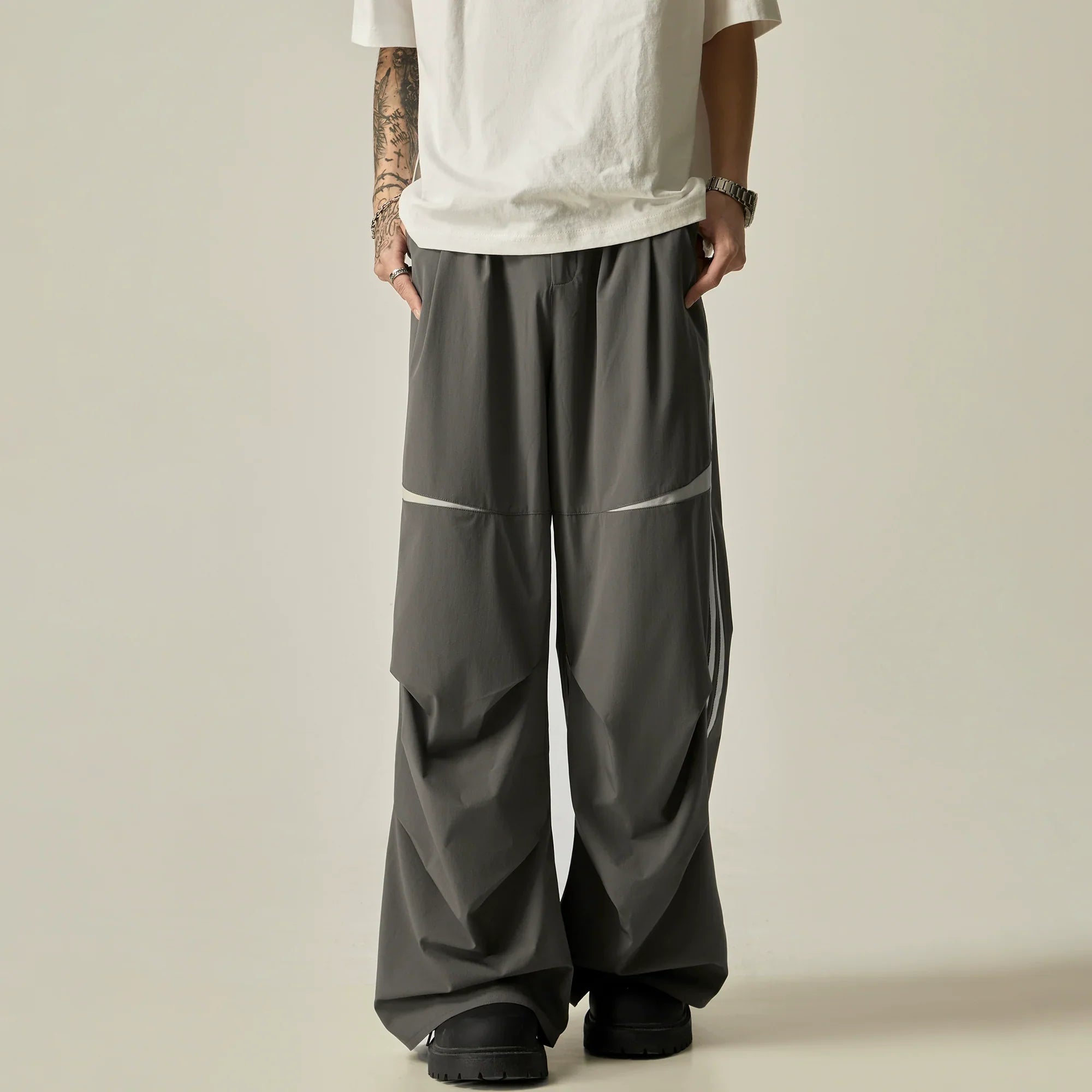 Wide-Leg Tri-Stripe Athletic Pants sneakershuborg