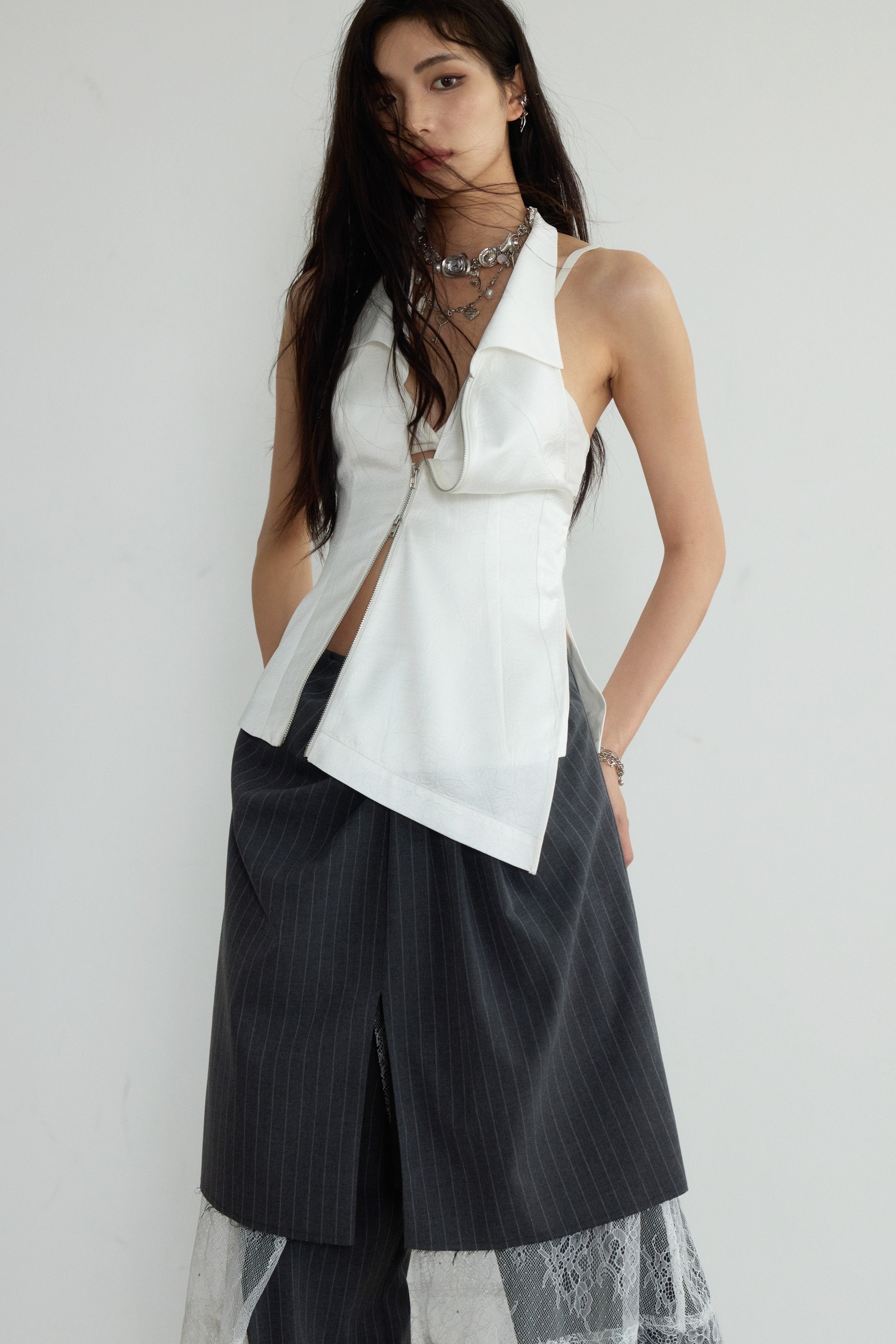 Asymmetric Zen Halter Vest sneakershuborg