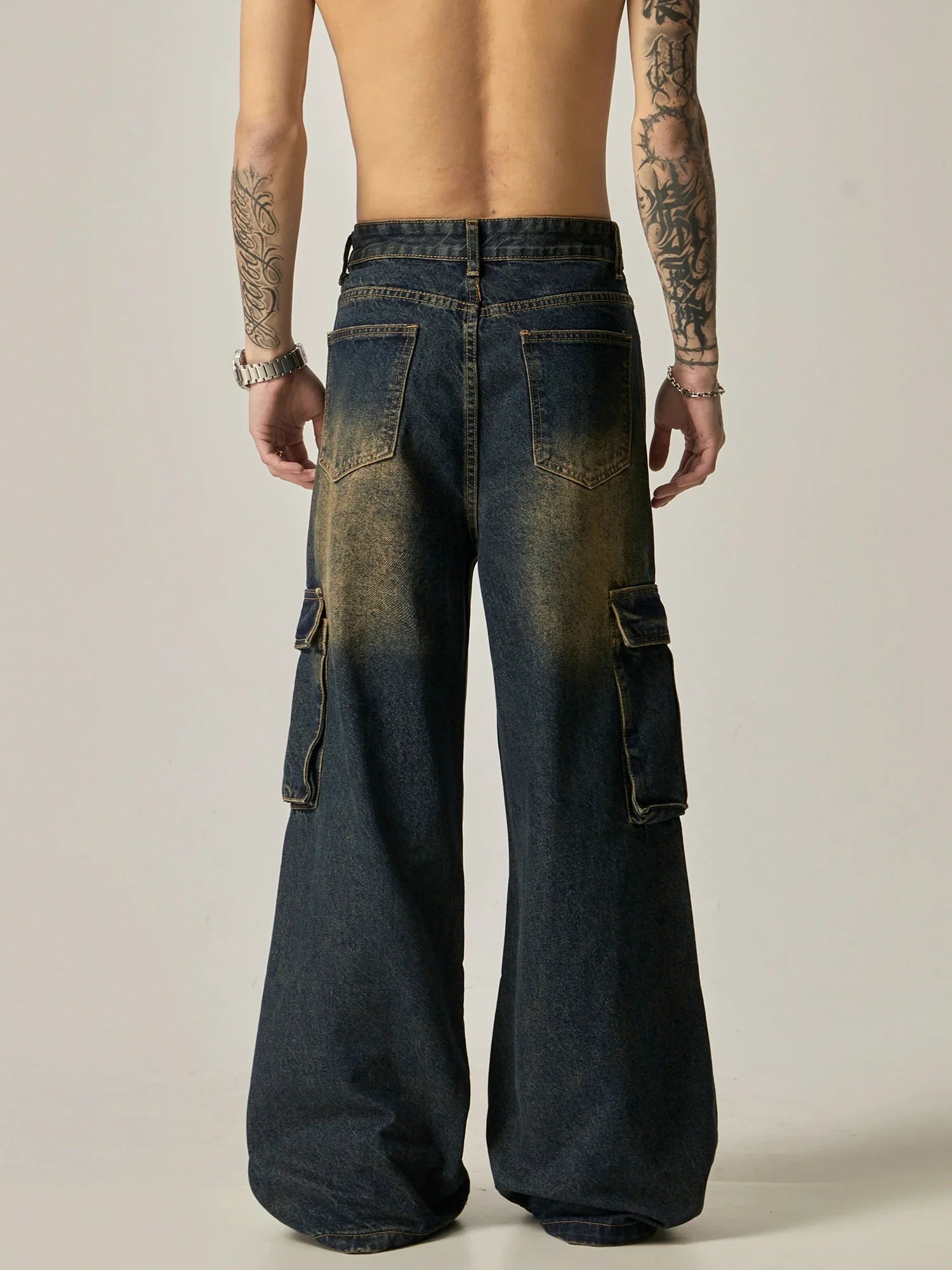 Ombre Blaze Wide-Leg Cargo Jeans sneakershuborg