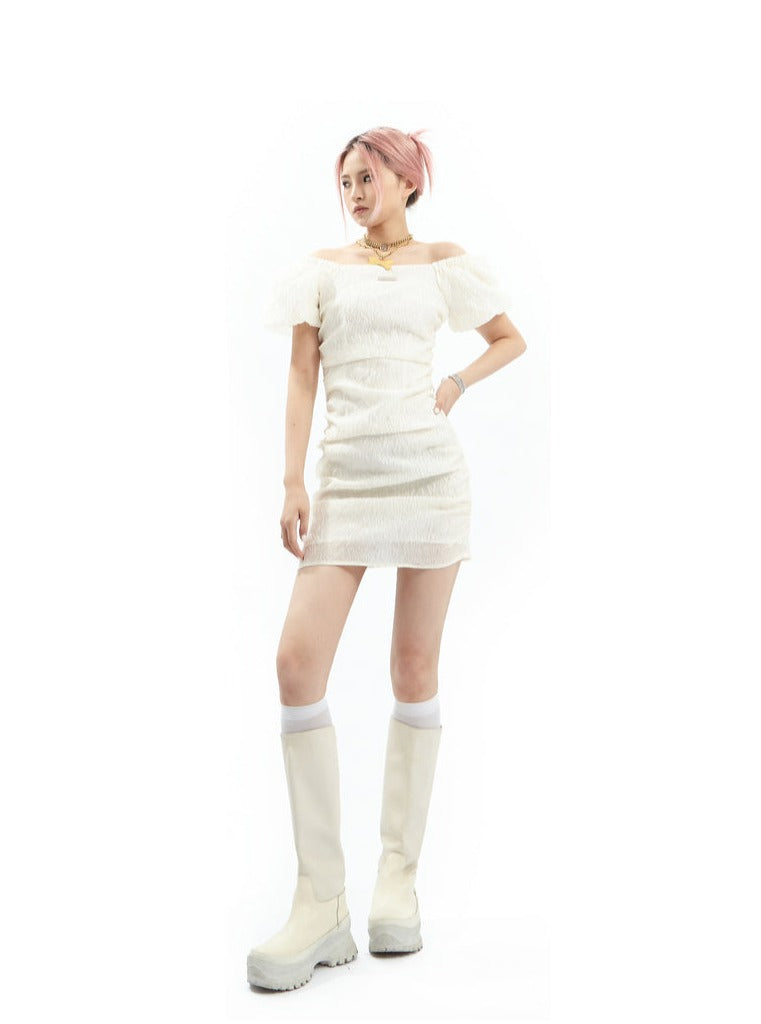 White Off-Shoulder Mini Dress sneakershuborg