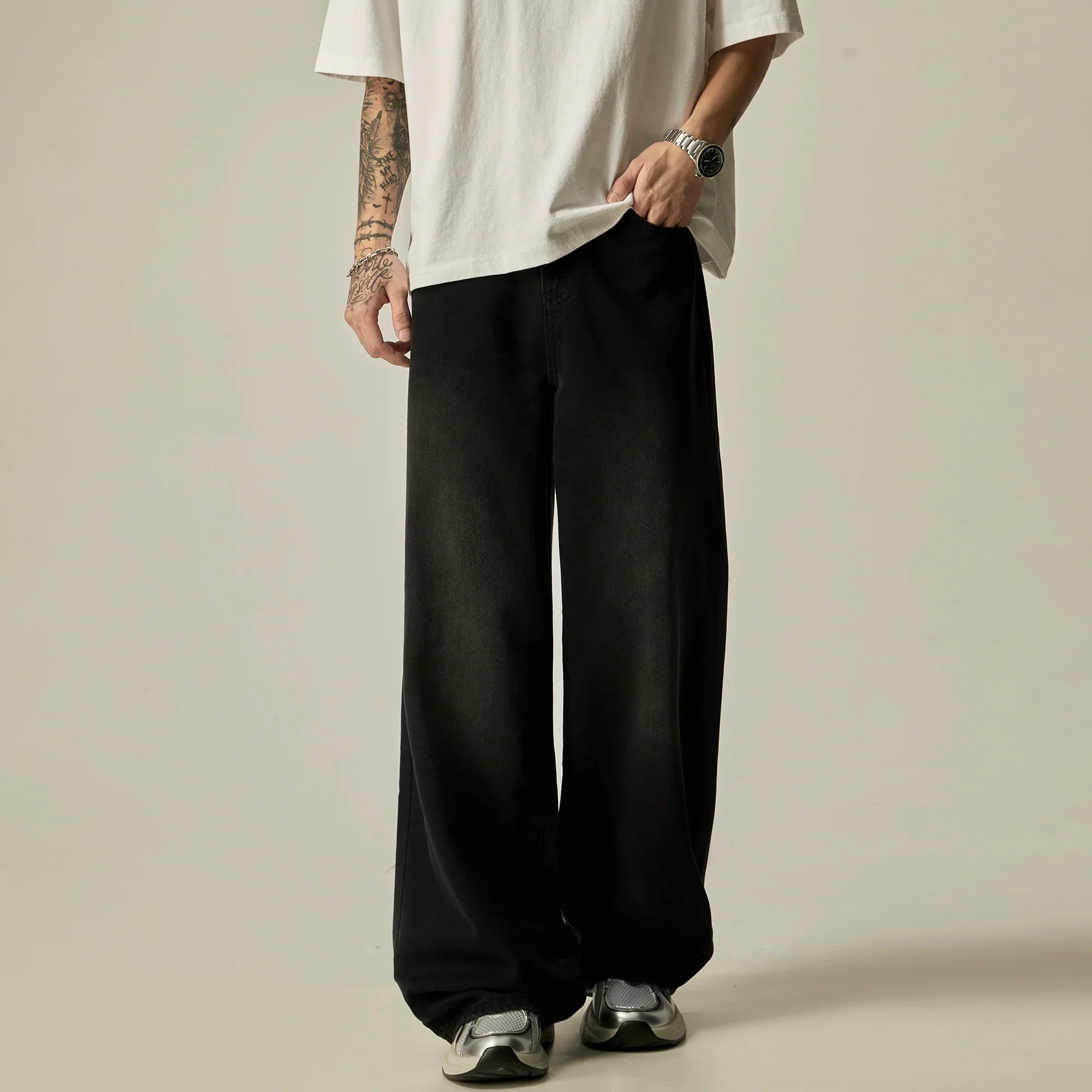 Wide-Leg Relaxed Fit Denim Pants sneakershuborg