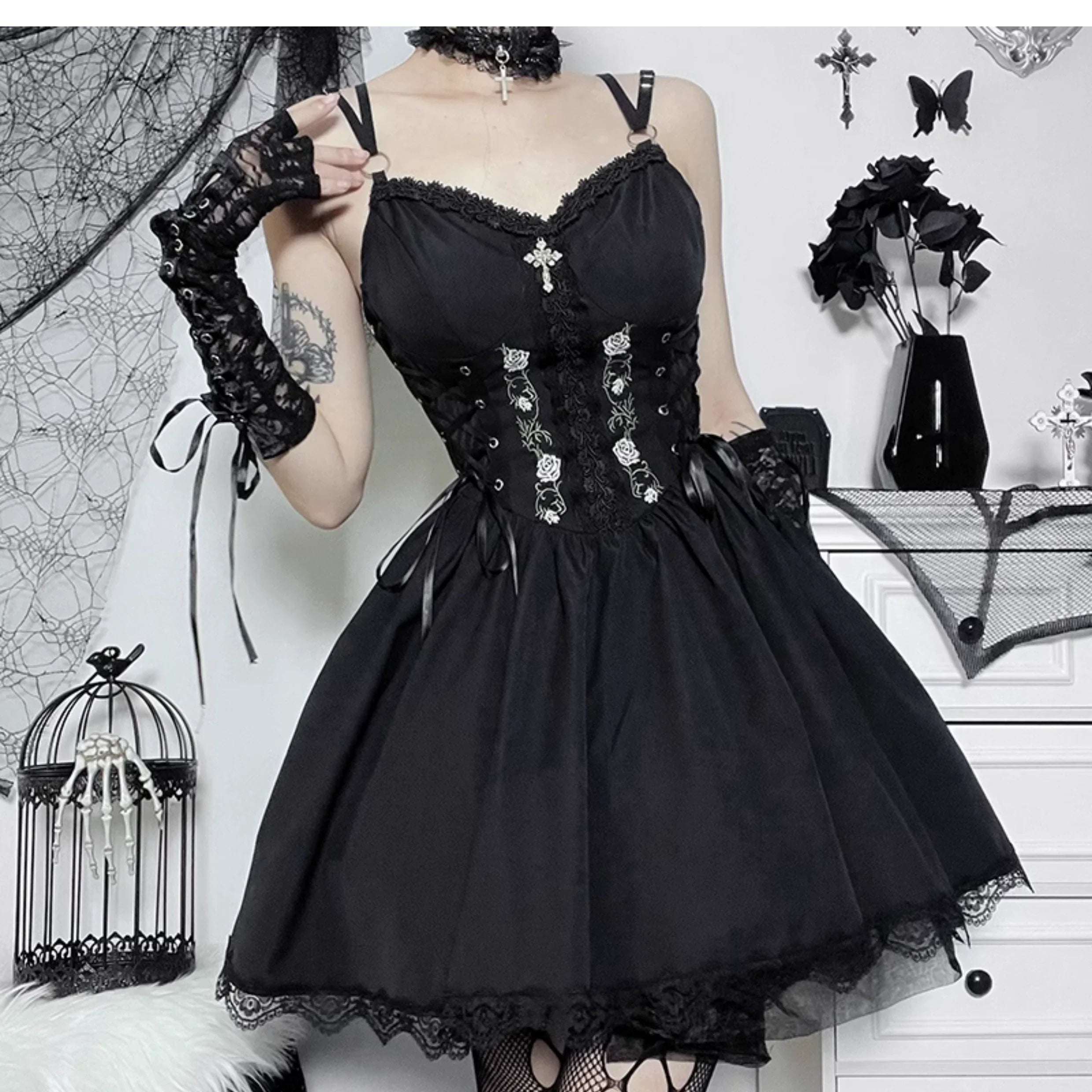 Wannathis Gothic Lolita Dress Set - Black Corset Mini Dress With Lace Bolero And Gloves - sneakershuborg