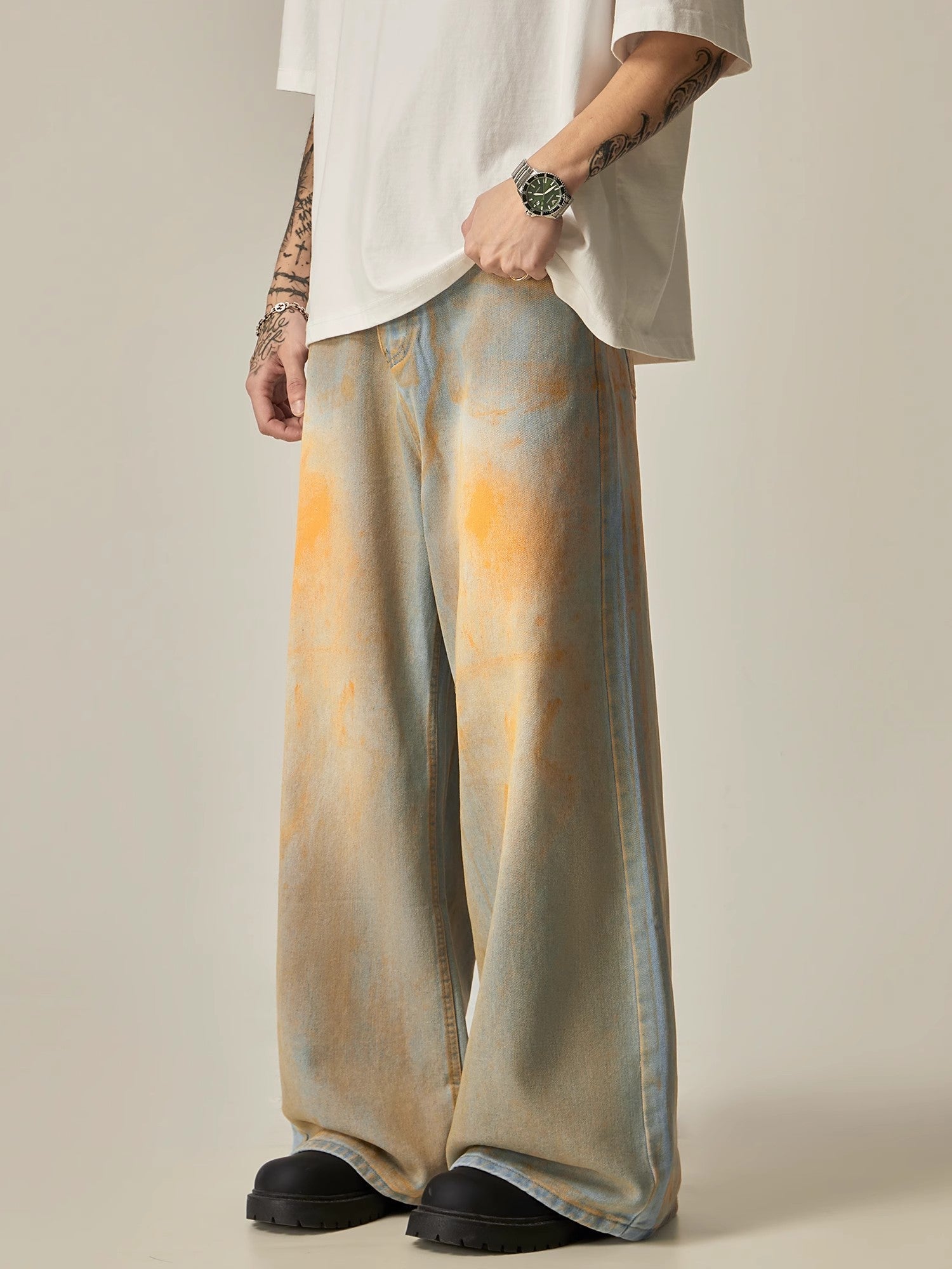 Wide-Leg Tie-Dye Ombre Jeans sneakershuborg