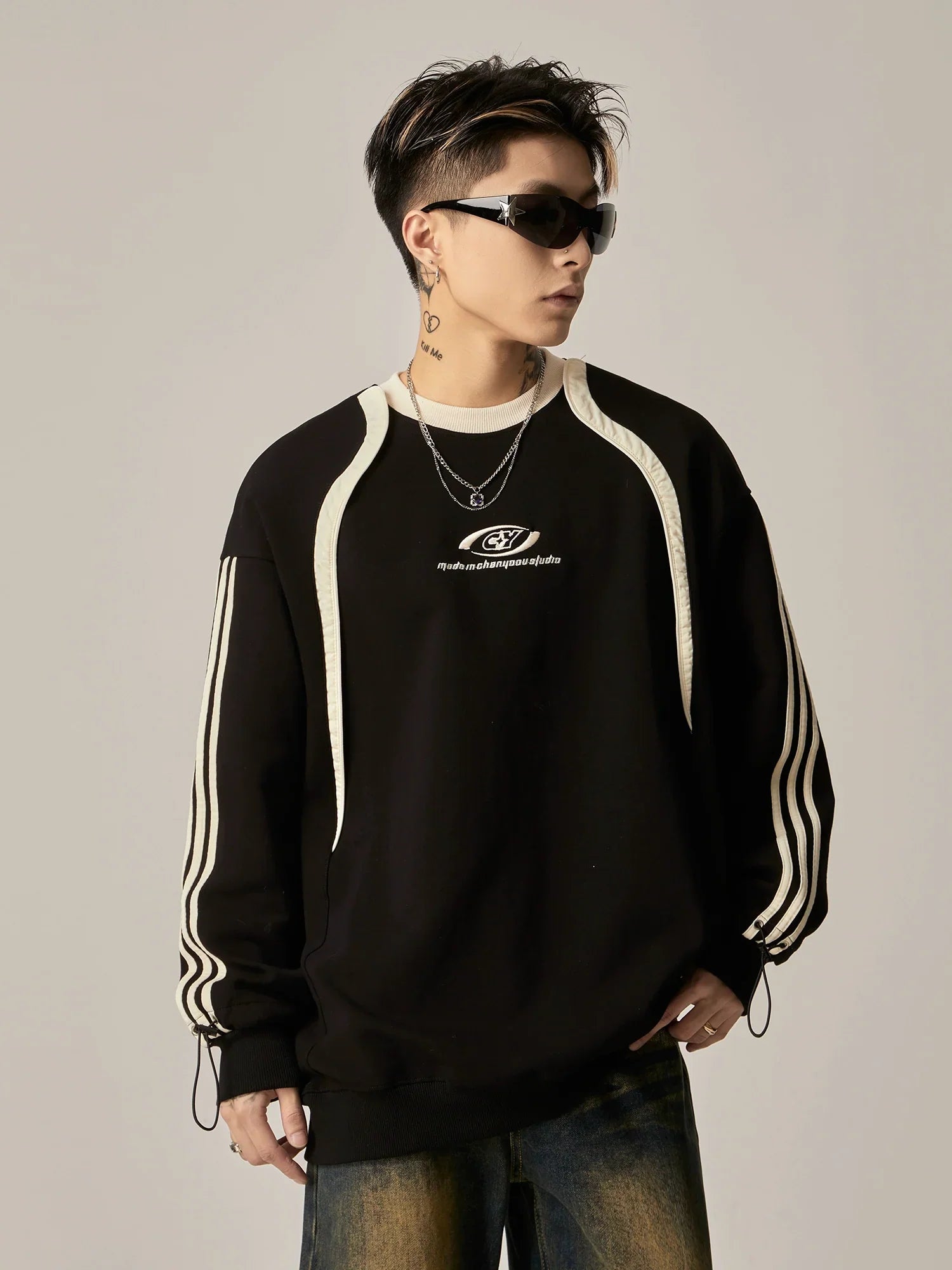 Retro Striped Contrast Crew Sweatshirt sneakershuborg