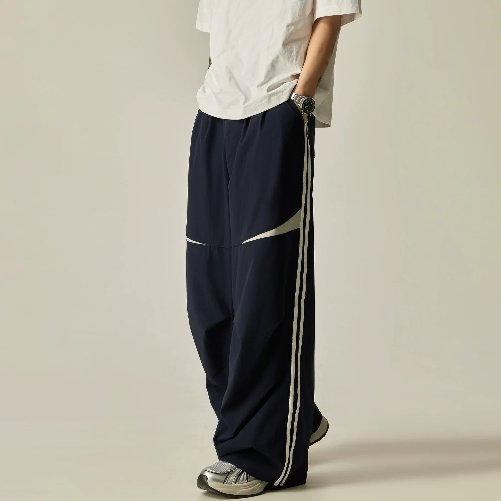 Wide-Leg Tri-Stripe Athletic Pants sneakershuborg