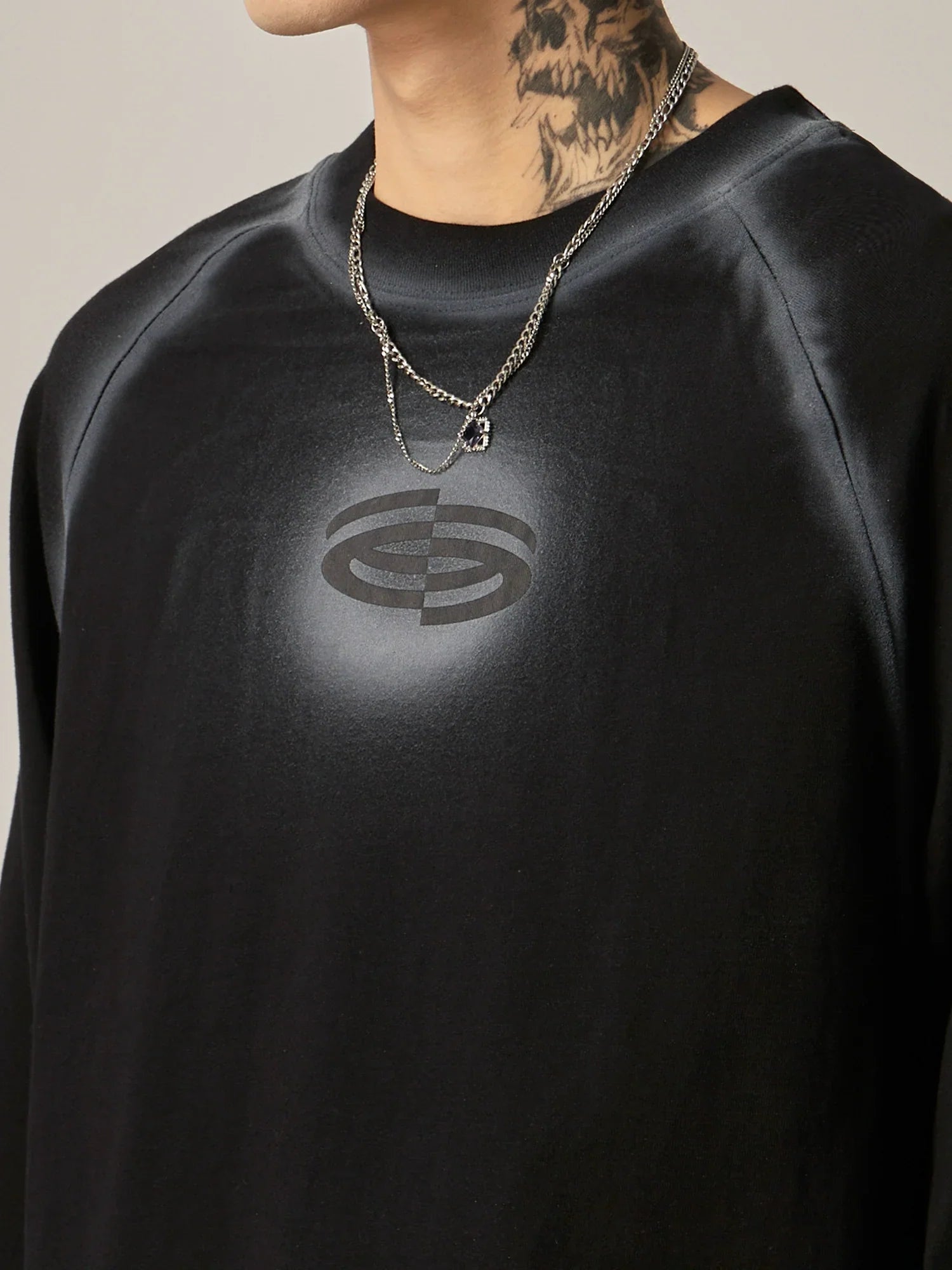 Stealth Logo Oversized Sweatshirts sneakershuborg