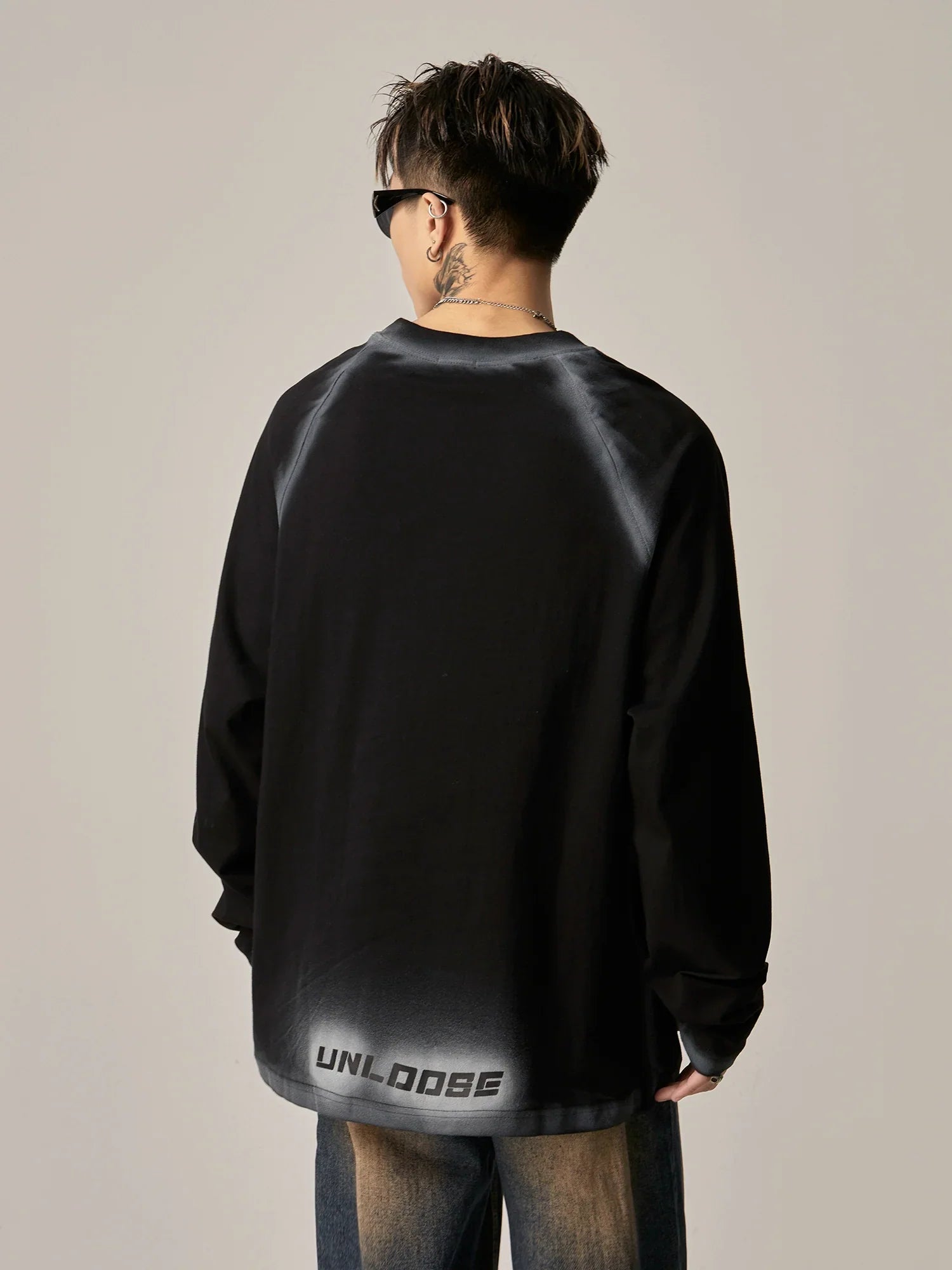 Stealth Logo Oversized Sweatshirts sneakershuborg