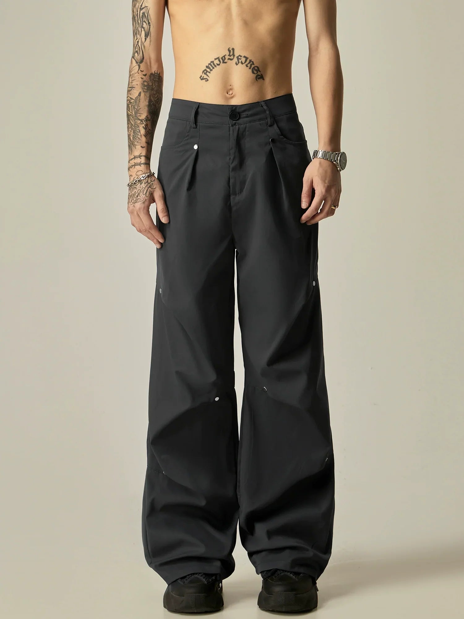 Wide-Leg Utility Cargo Pants sneakershuborg