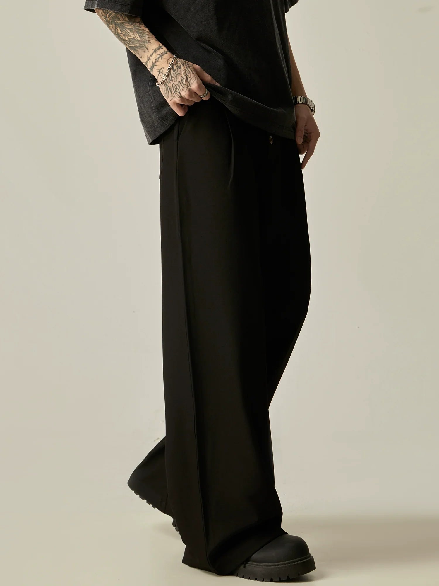 Multi-Button High-Waisted Wide-Leg Trousers sneakershuborg