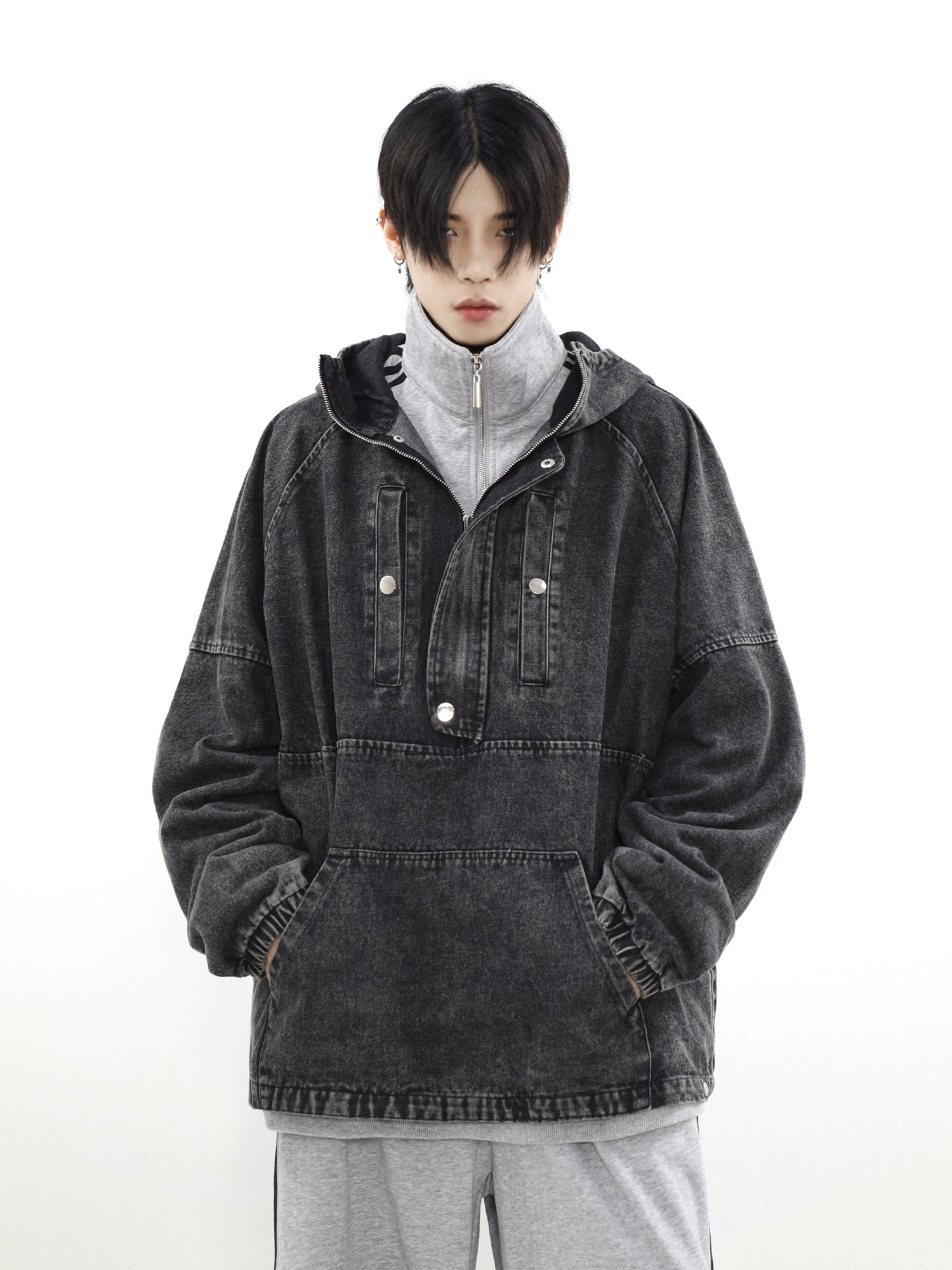 Zip-Front Denim Oversize Hoodie - sneakershuborg