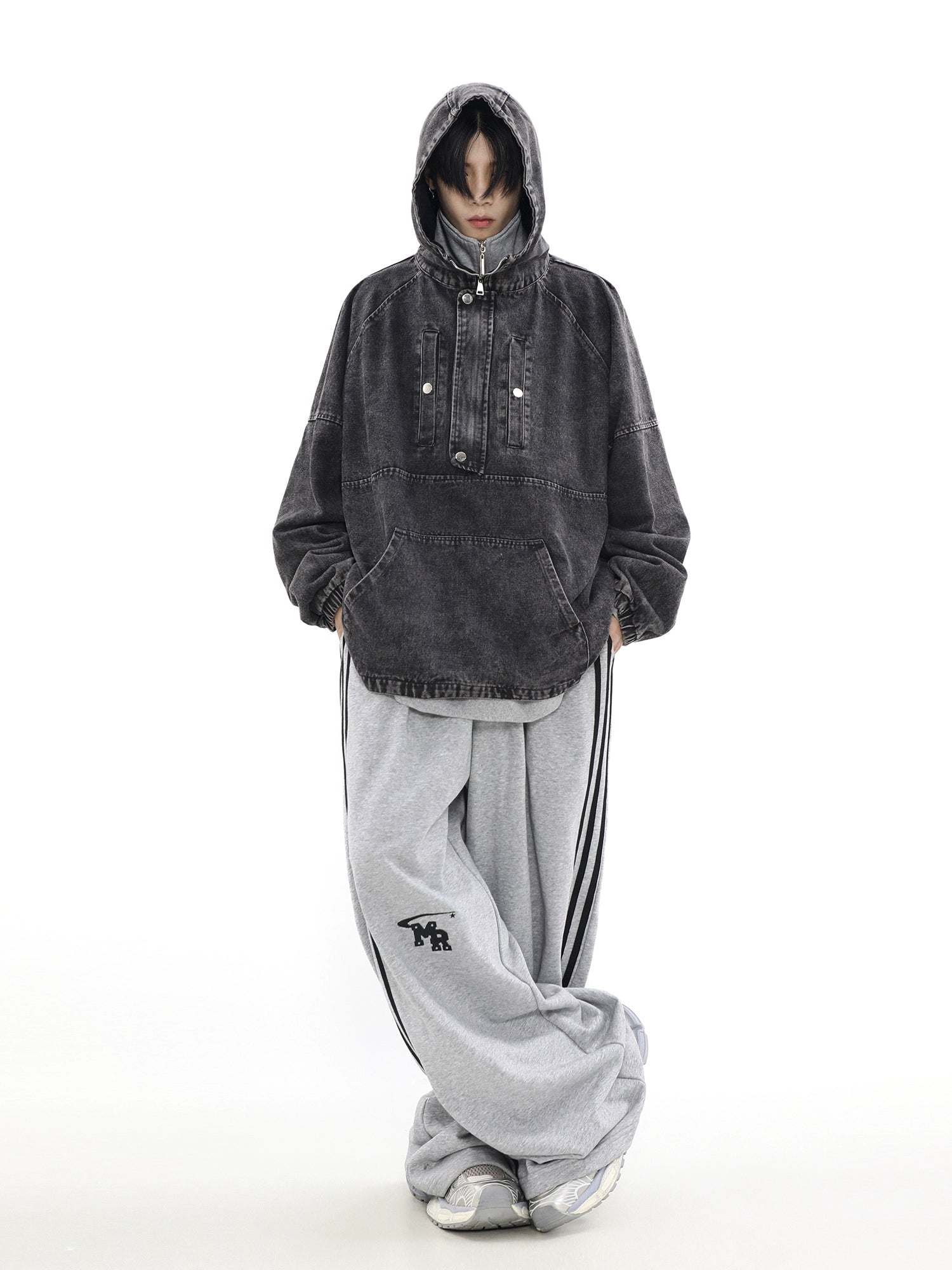 Zip-Front Denim Oversize Hoodie - sneakershuborg