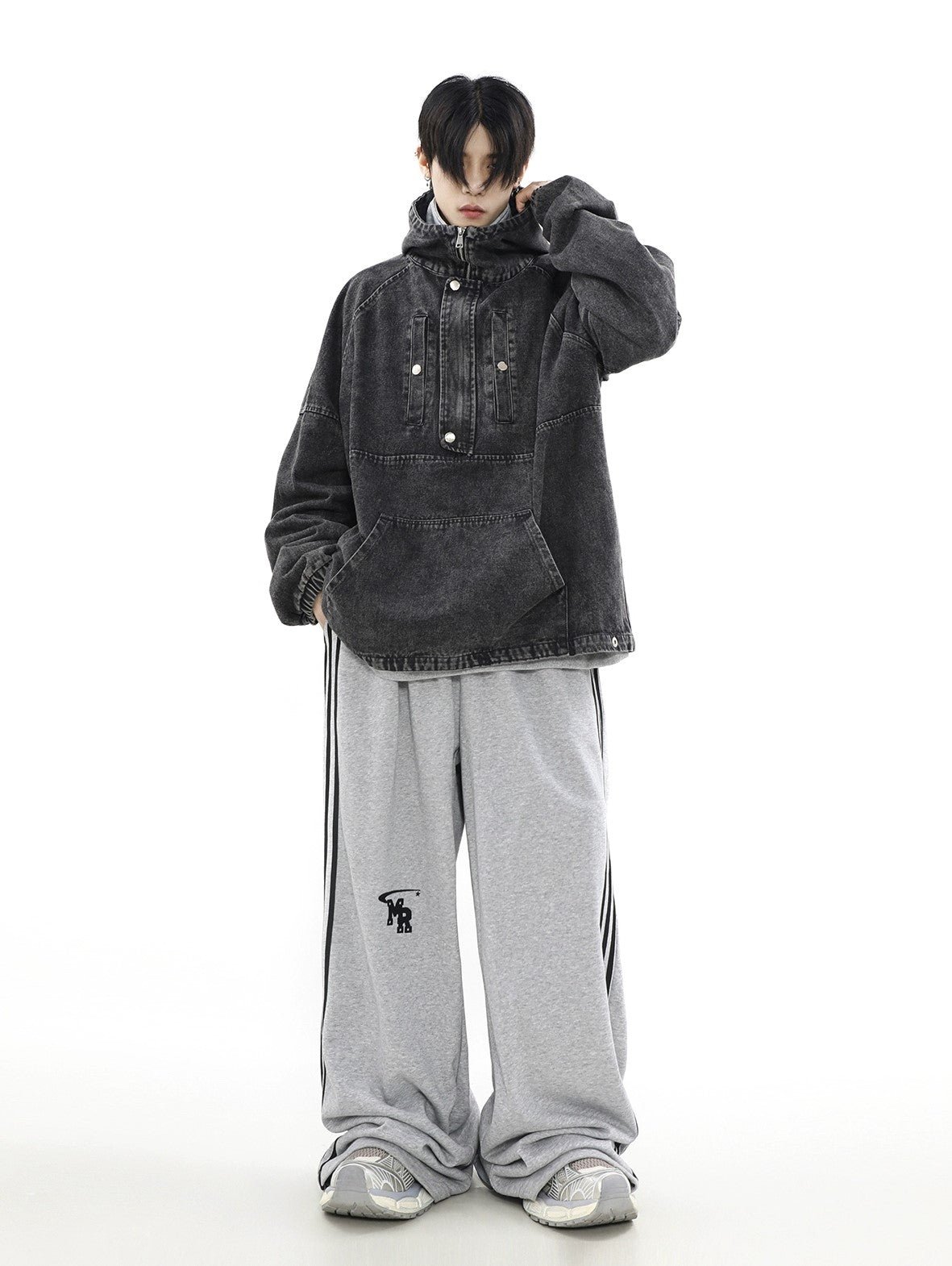 Zip-Front Denim Oversize Hoodie - sneakershuborg