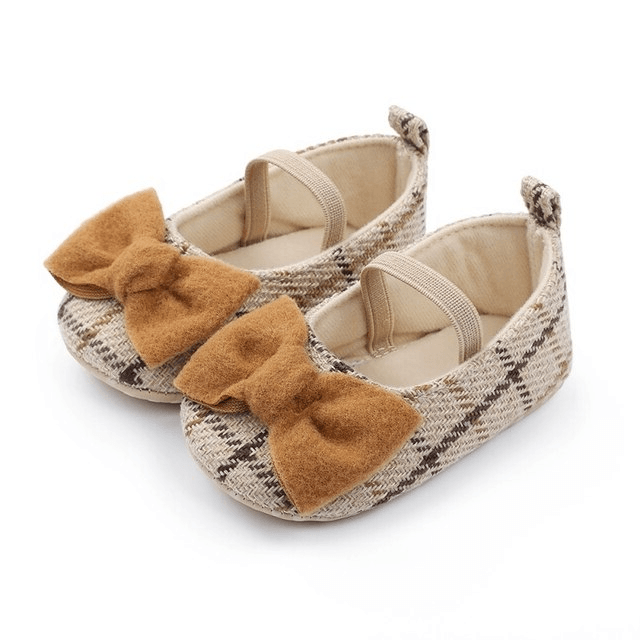 Wu Baby Girls' Flats Shoes Ultra Seller Shoes